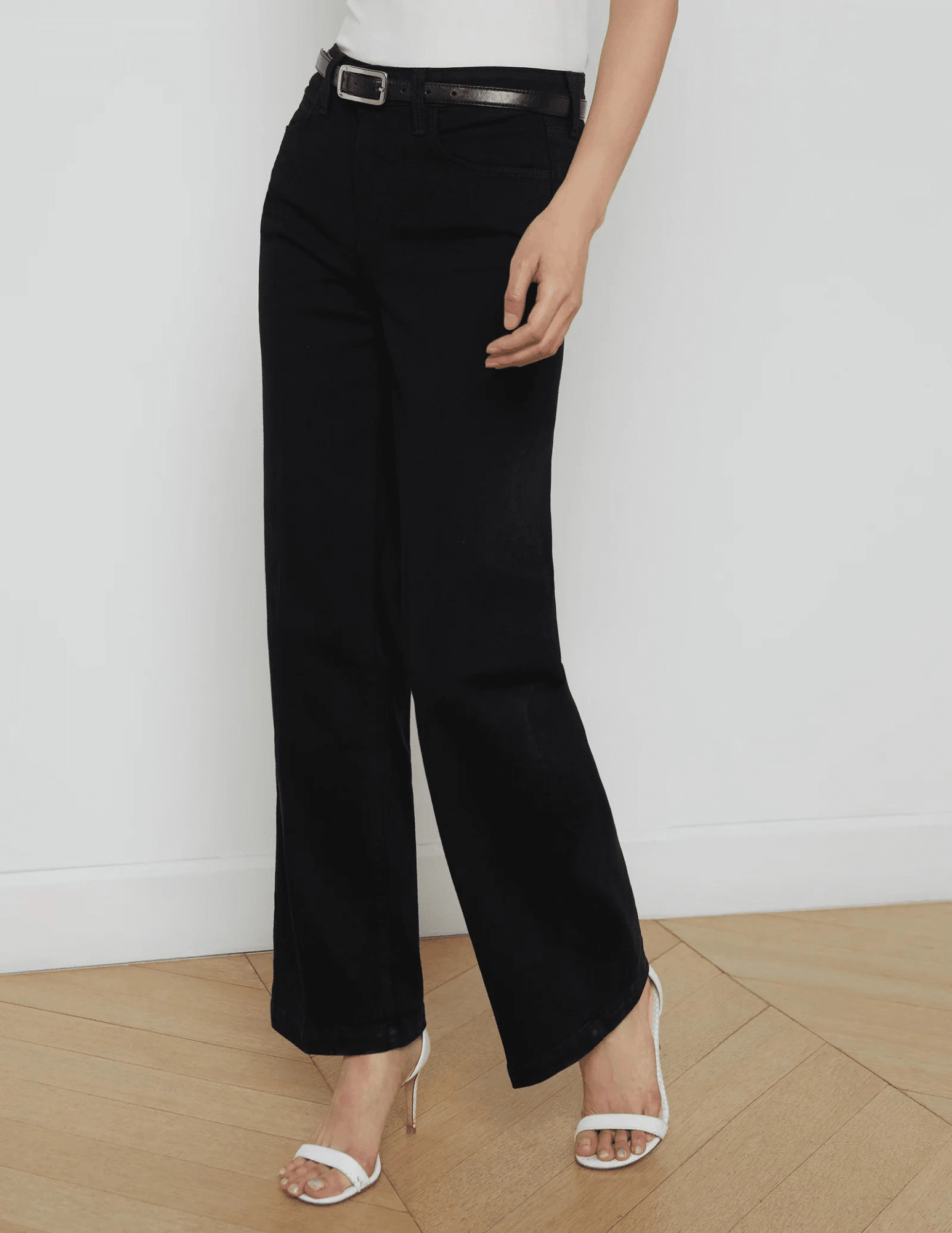 LAGENCE Scottie High Rise Wide Leg Jeans in Black Outdoor Outfit