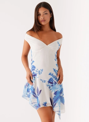 Alma Mini Dress - Blue Floral Print Comfortable and Chic Modern Design