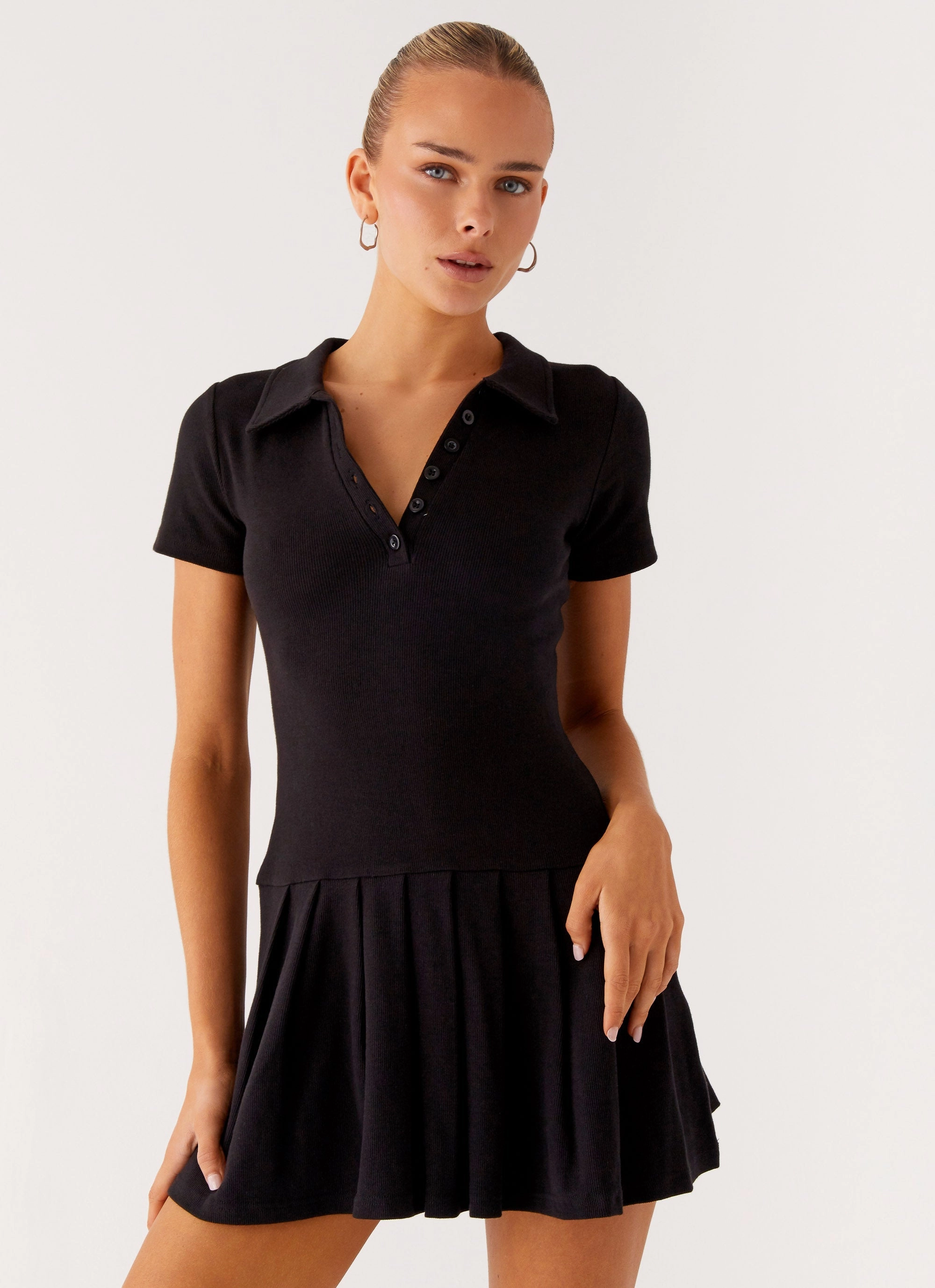 Perfectly Fitted Smart Style Alondra Mini Dress - Black