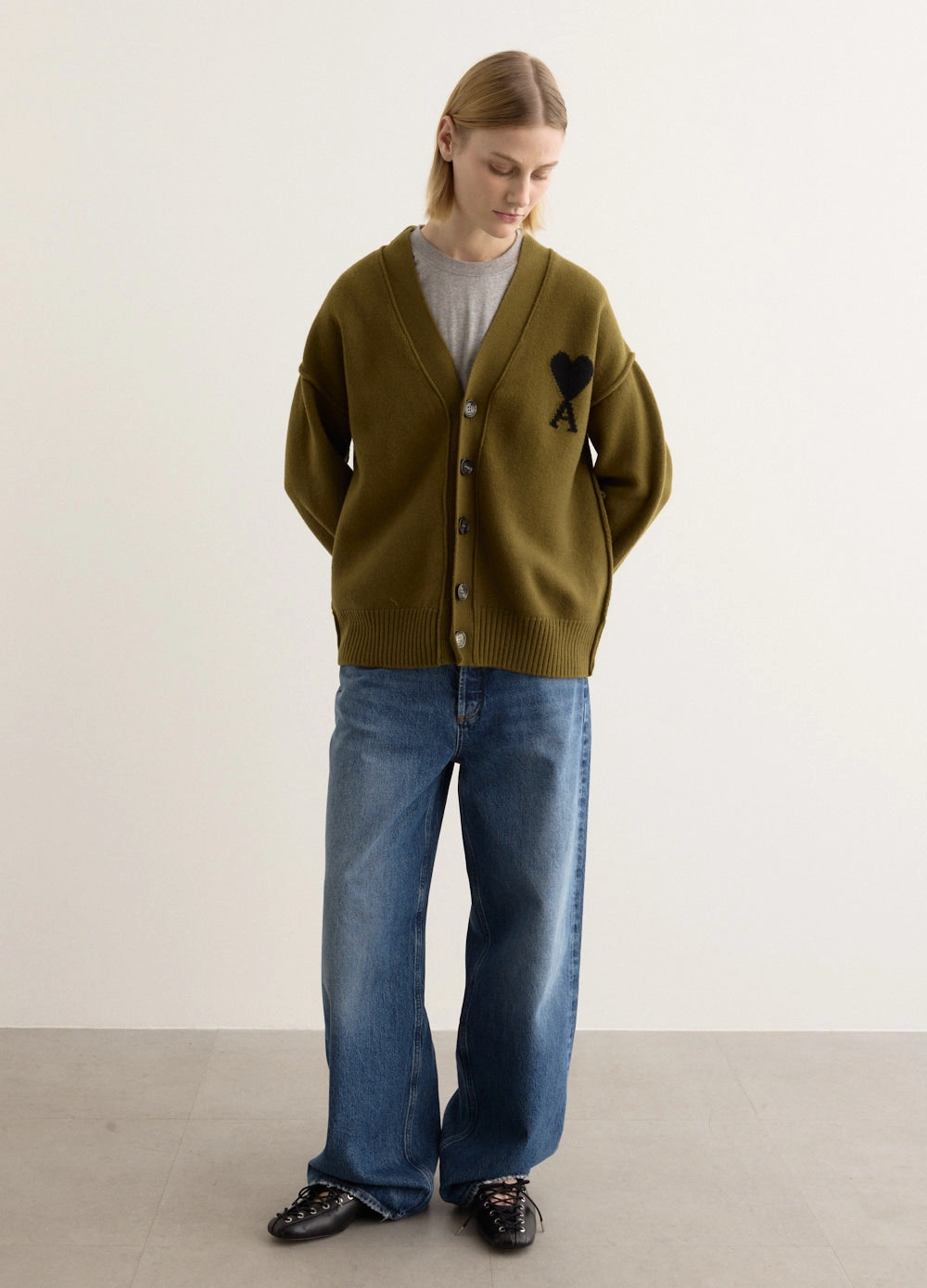 AMI De Coeur Cardigan Chill Style Neutral Fit