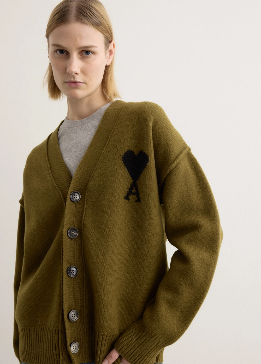 AMI De Coeur Cardigan Office Warmth Cold Ready