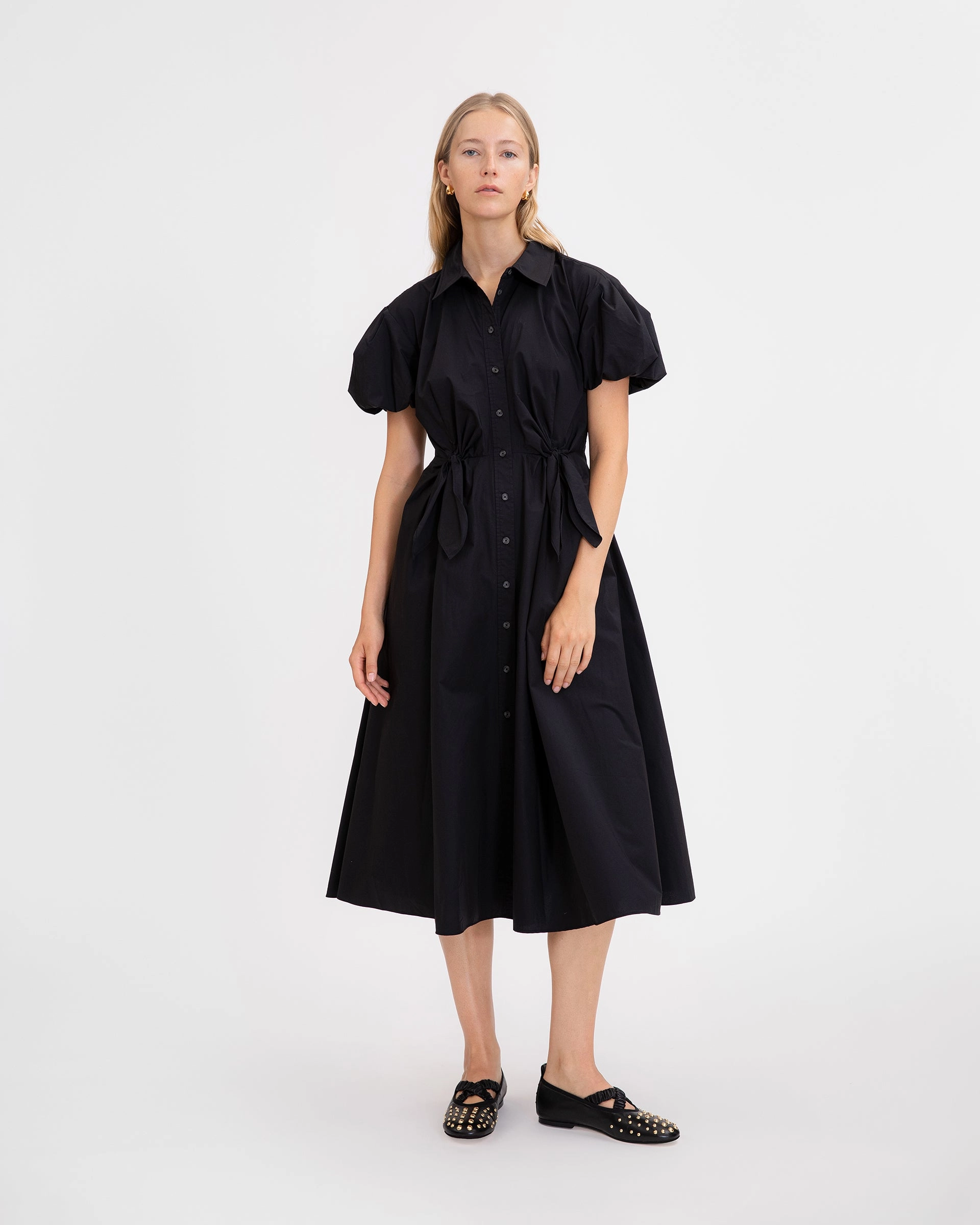 Smooth-Finish Smile Glow Elza Dress