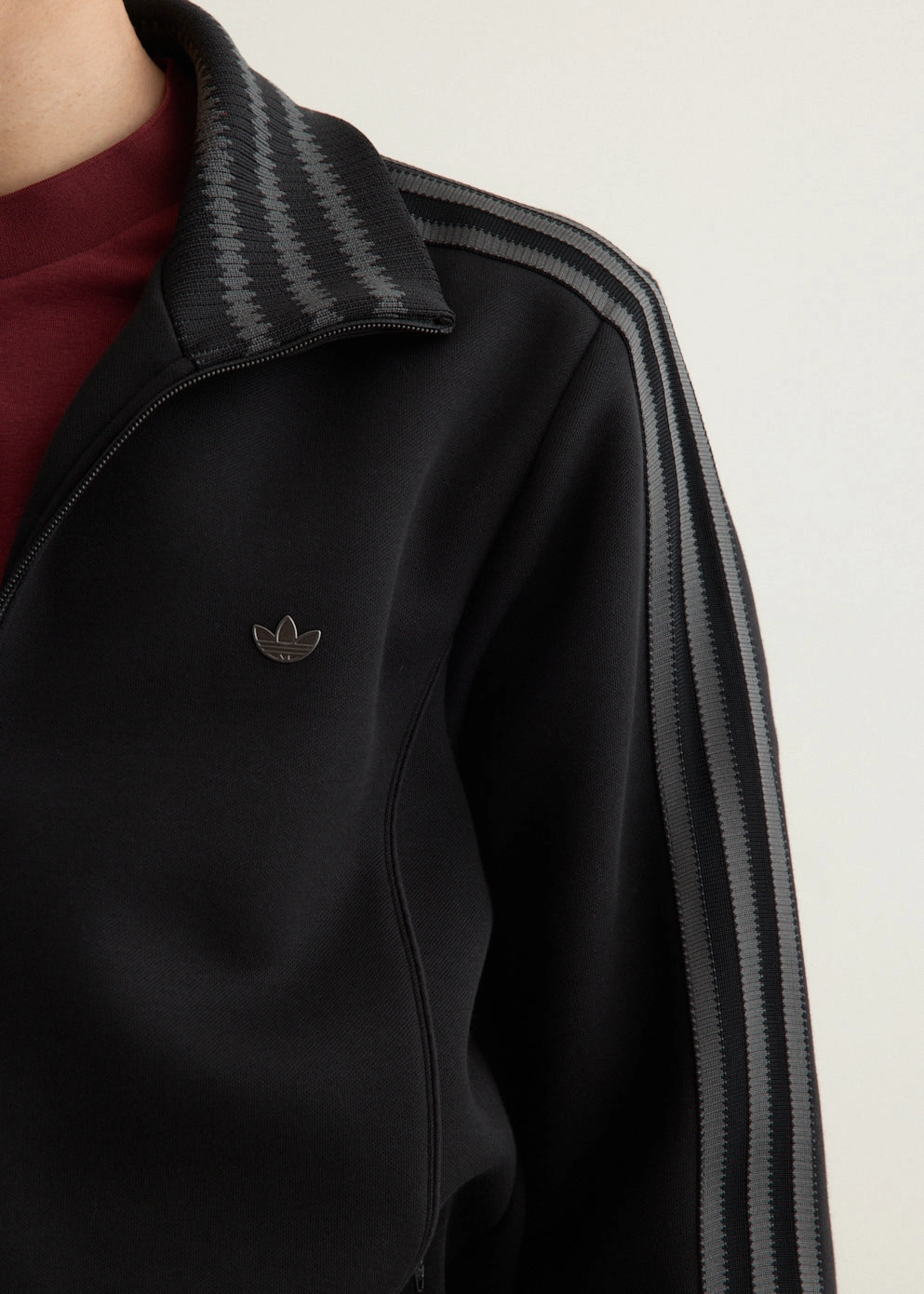 Premium Track Top Anti Slip Shoulder Pads Workday Ready