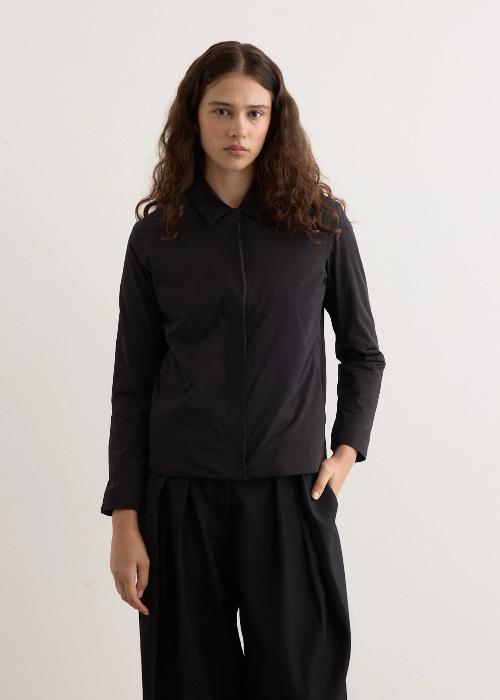 Limina Insulated Jacket Thick Fabric Stylish Chill Piece