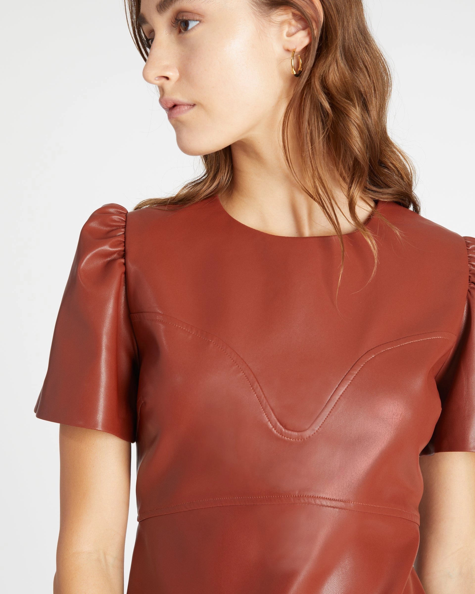 Street Vibe Sleek Layer Antonella Dress