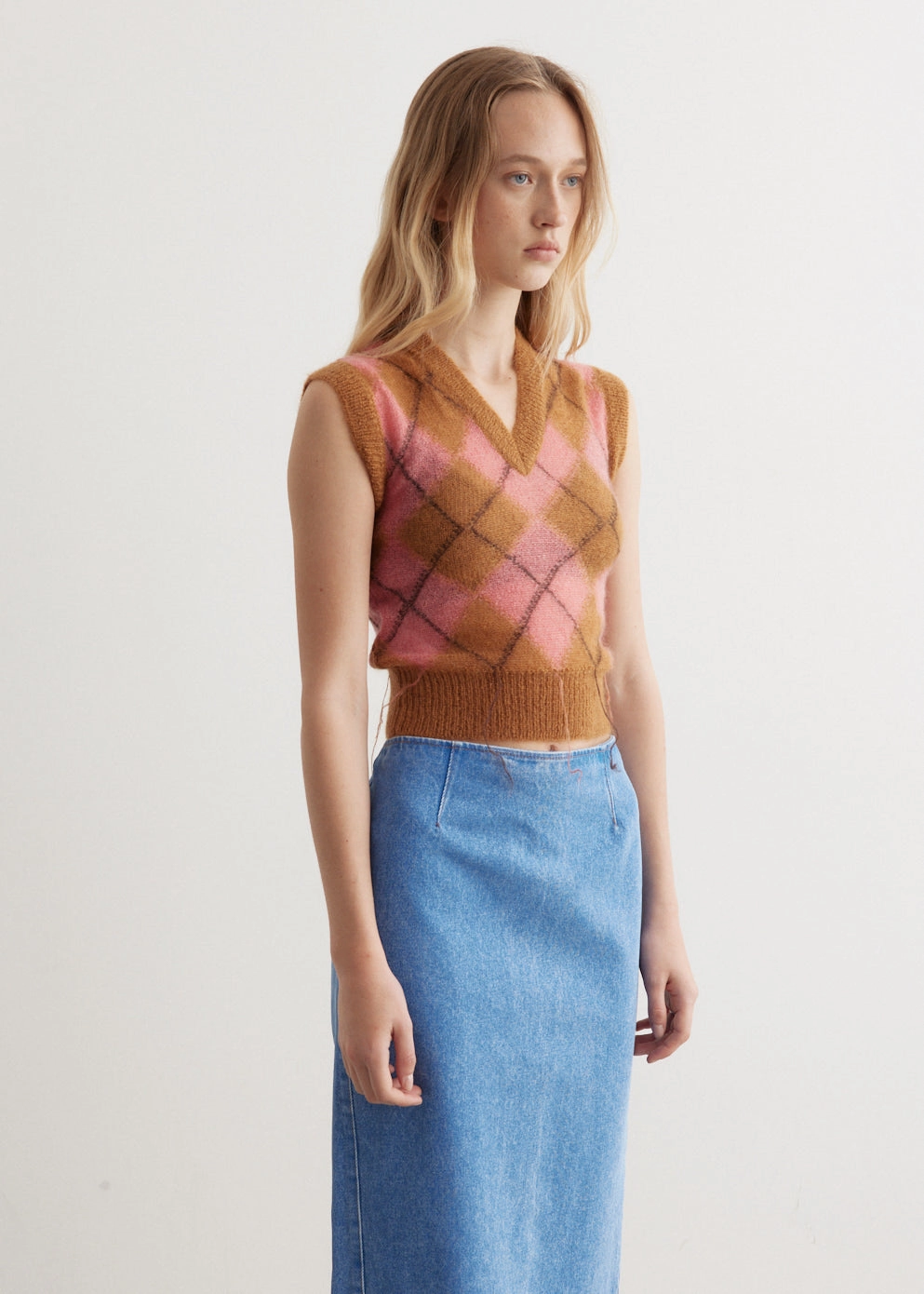 Knit Reinforced Edges Modern Trend Argyle Light Mohair V-Neck Sweater Vest