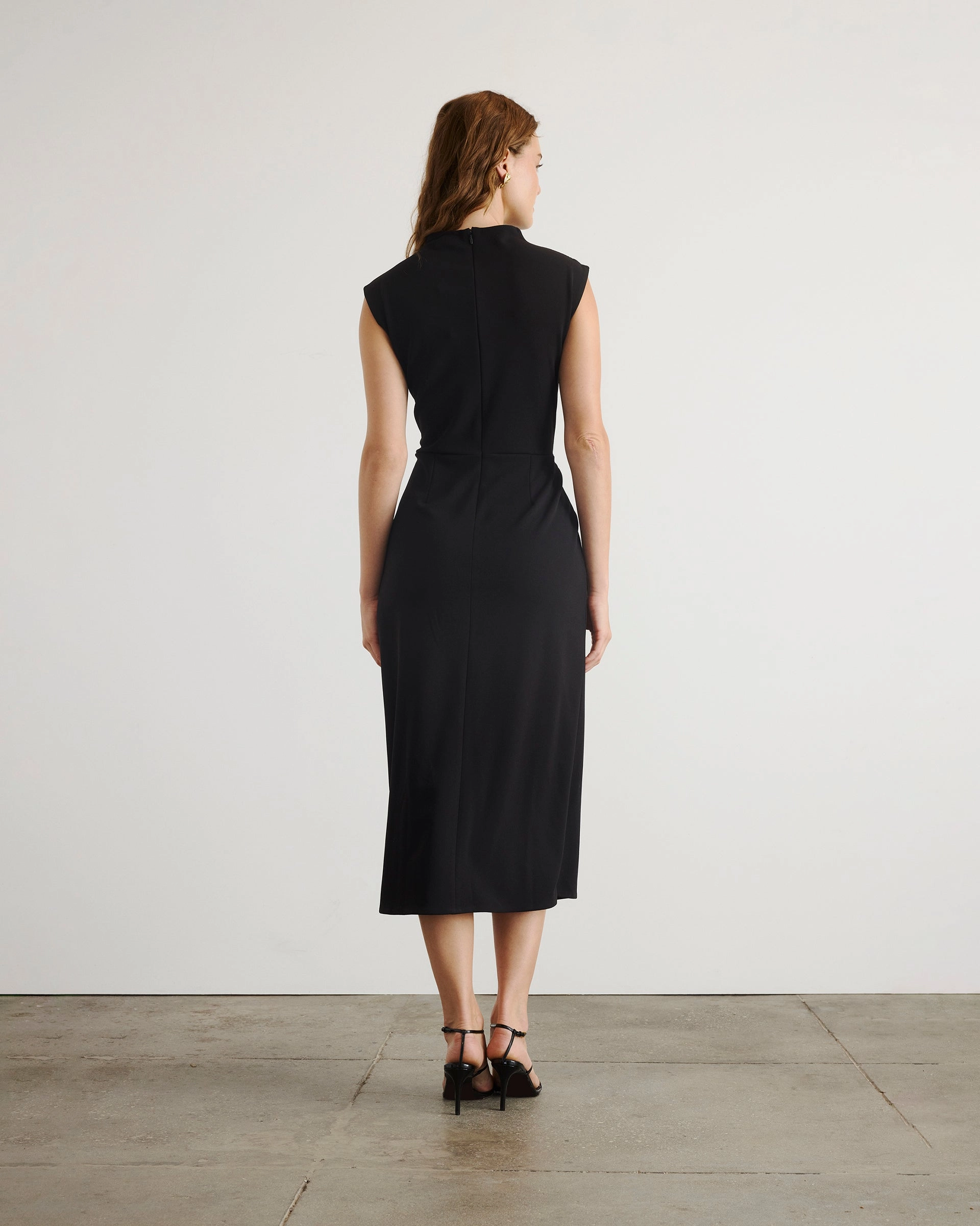 Slit Detail High Neck Robinella Dress