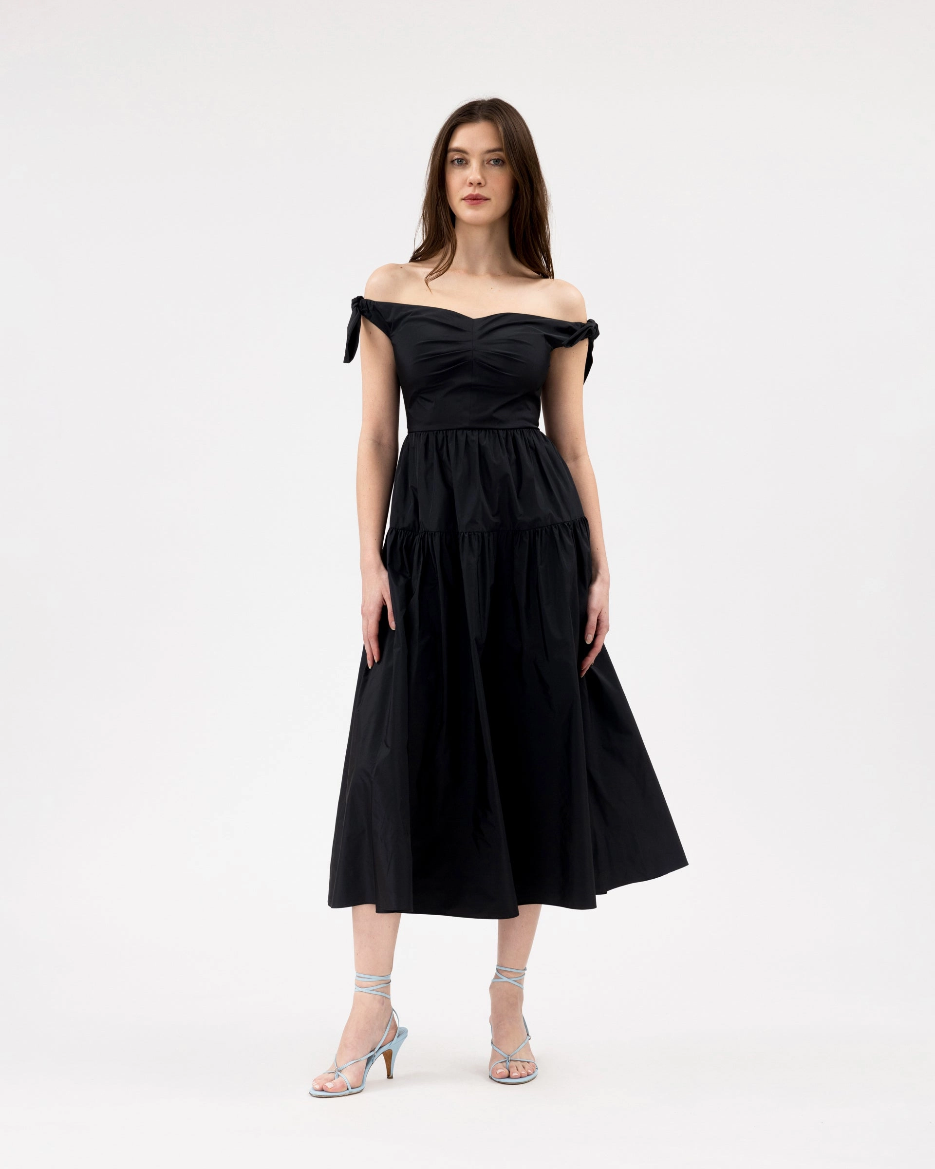 Trendy Silhouette Smooth Line Ashland Dress