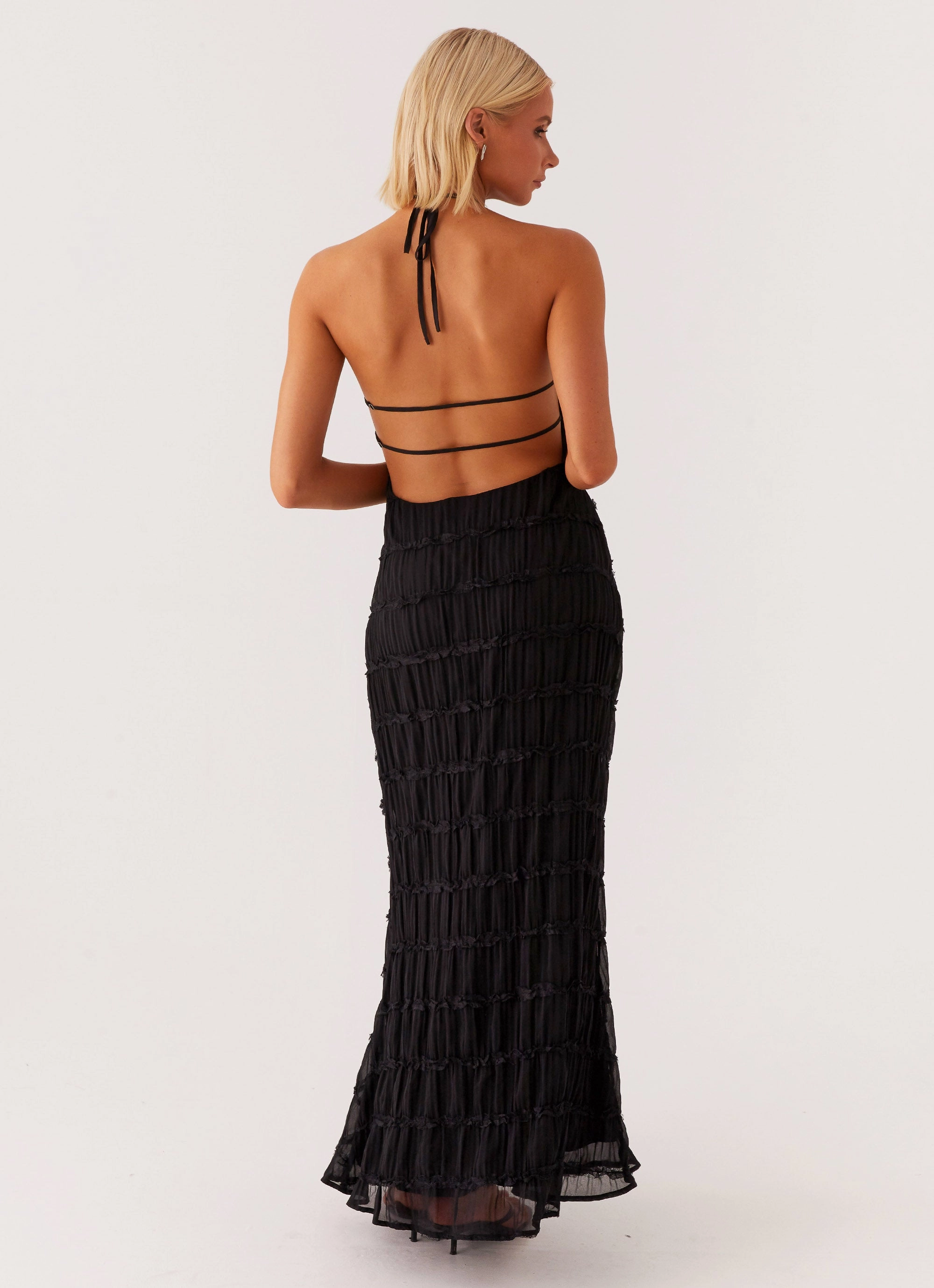 Aullie Maxi Dress - Black Raw-Hem Flexible Fit
