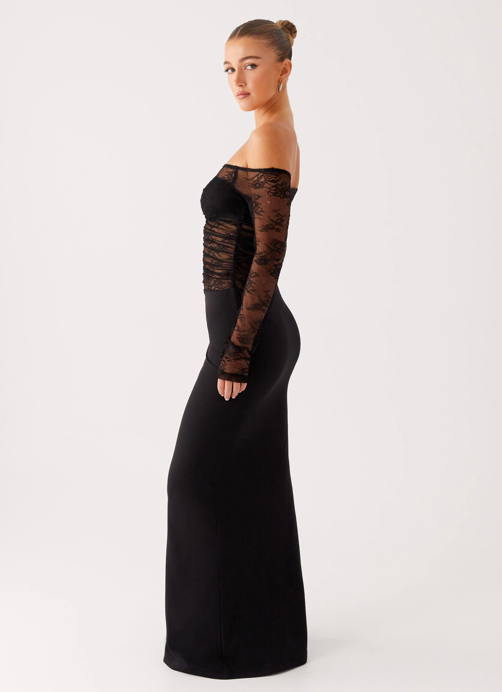 Avi Maxi Dress - Black Classic Line