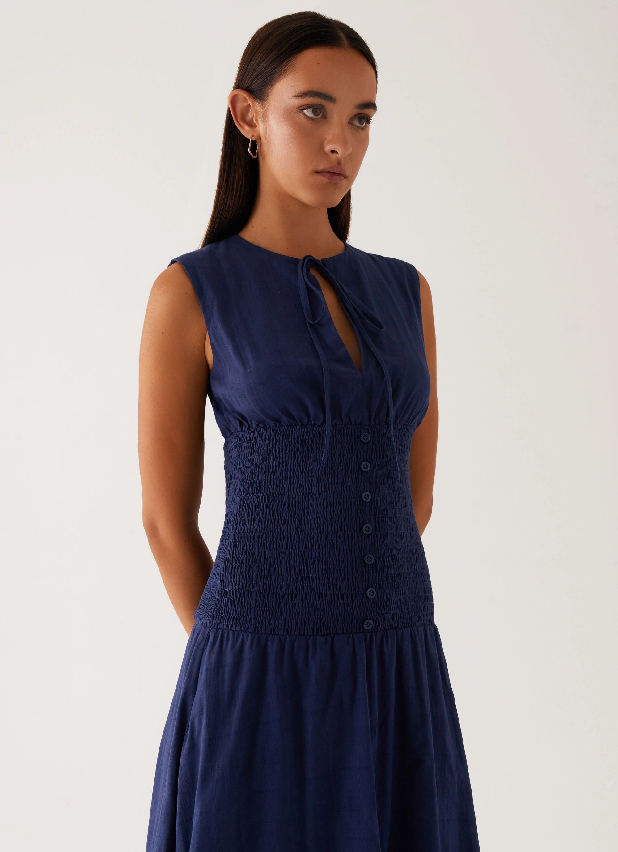 Belle Shirred Waist Midi Dress - Navy Country View Relax Mode