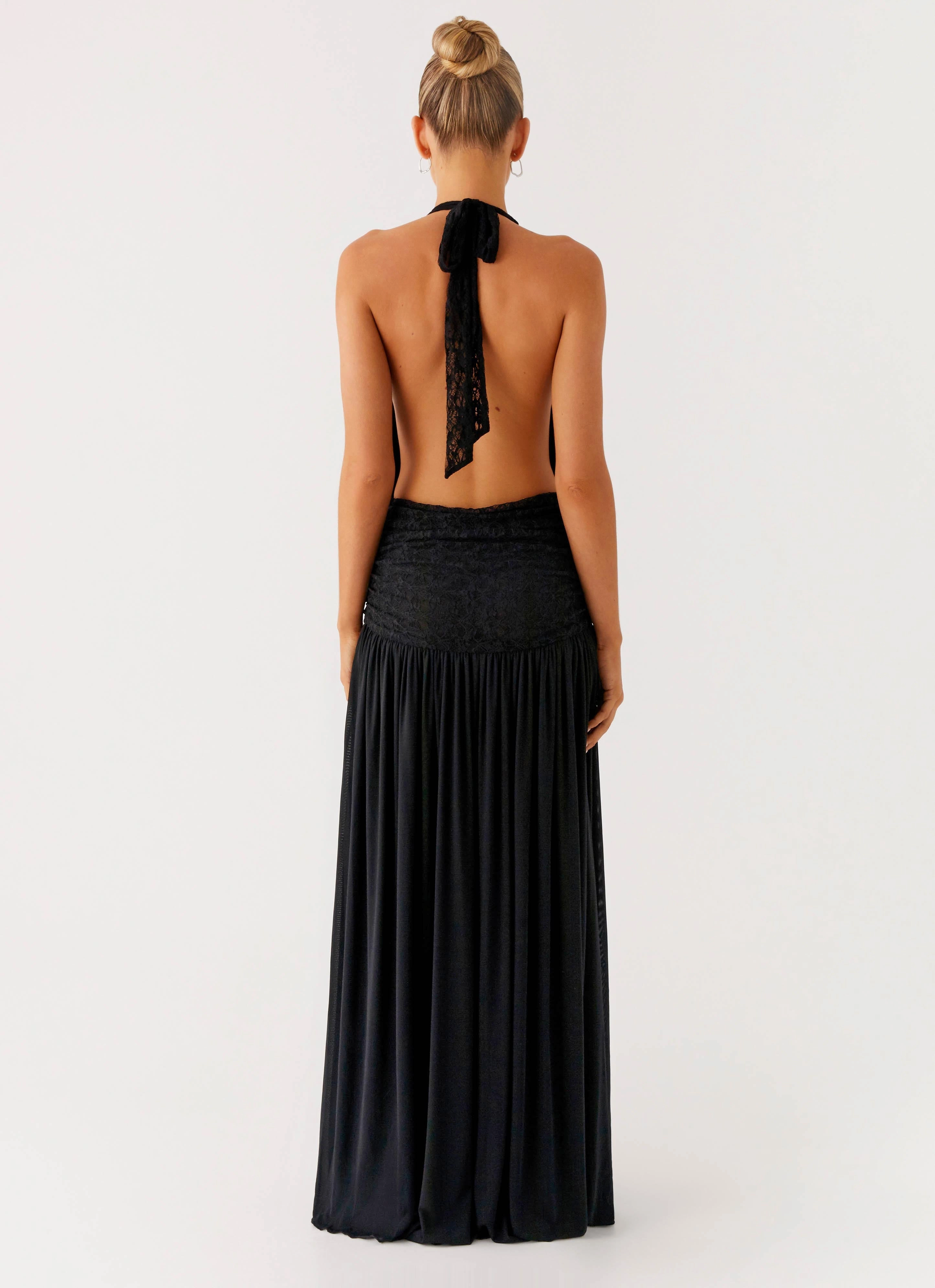 Full Attention Maxi Dress - Black Fall Mood