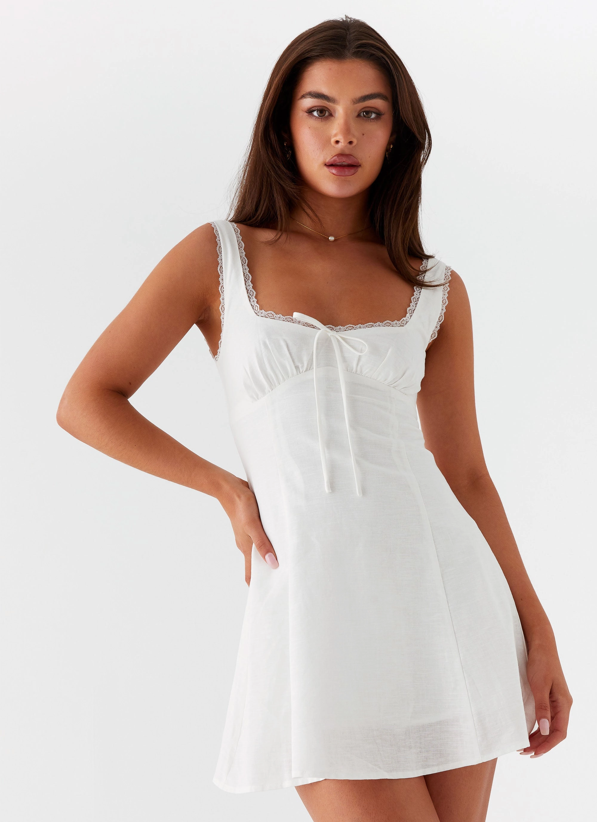 Rowena Mini Dress - White Must-have Calm Aesthetic