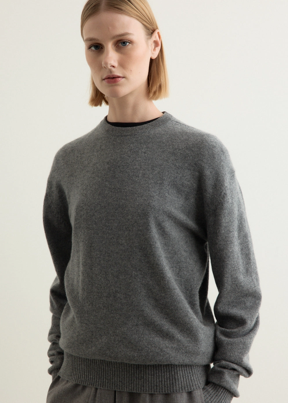 Classic Cashmere Crew Knit NonChlorine Bleached