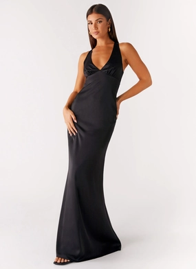 Climate-Adaptive Desi Halterneck Maxi Dress - Black