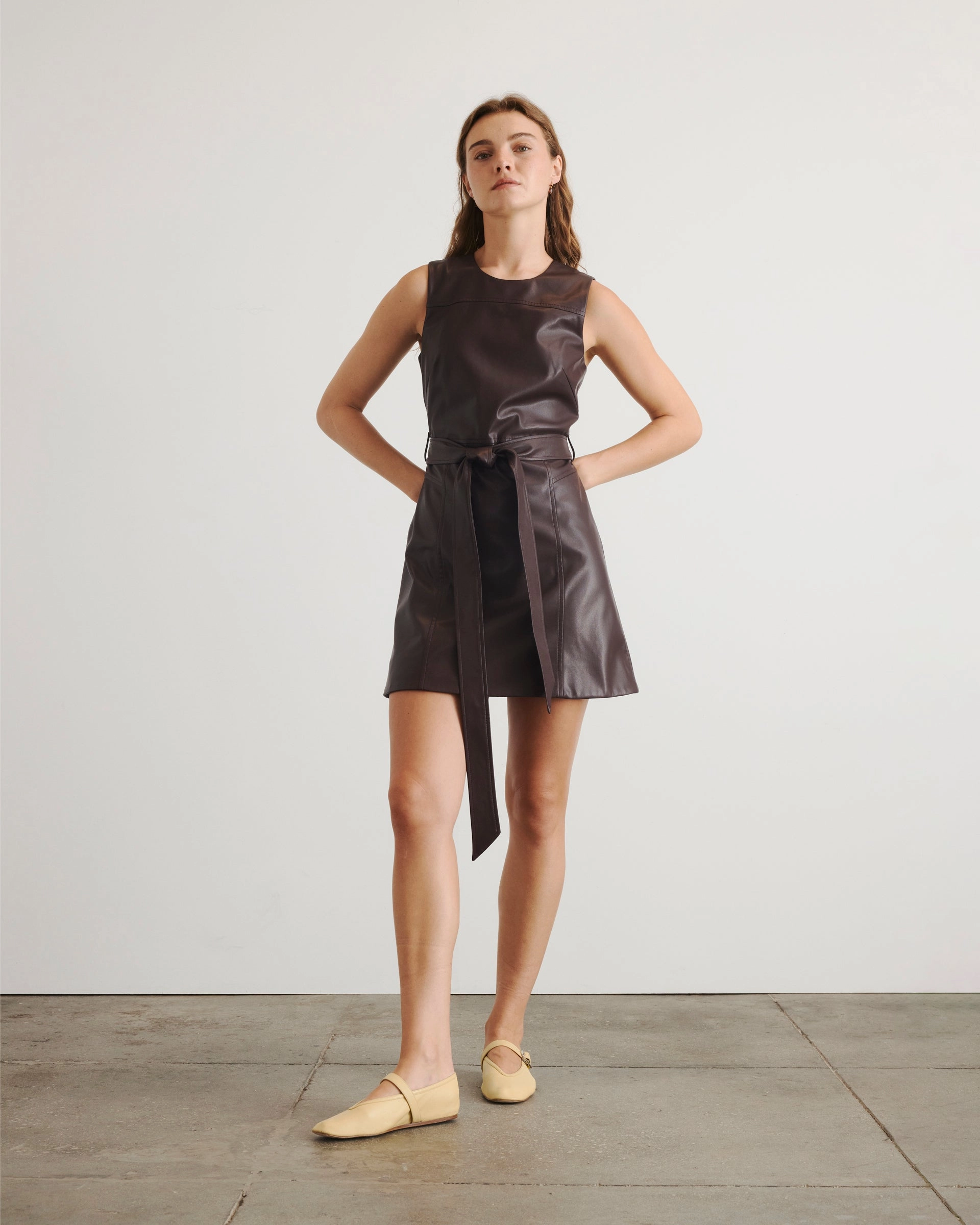 Minimalist Look Claudia Dress
