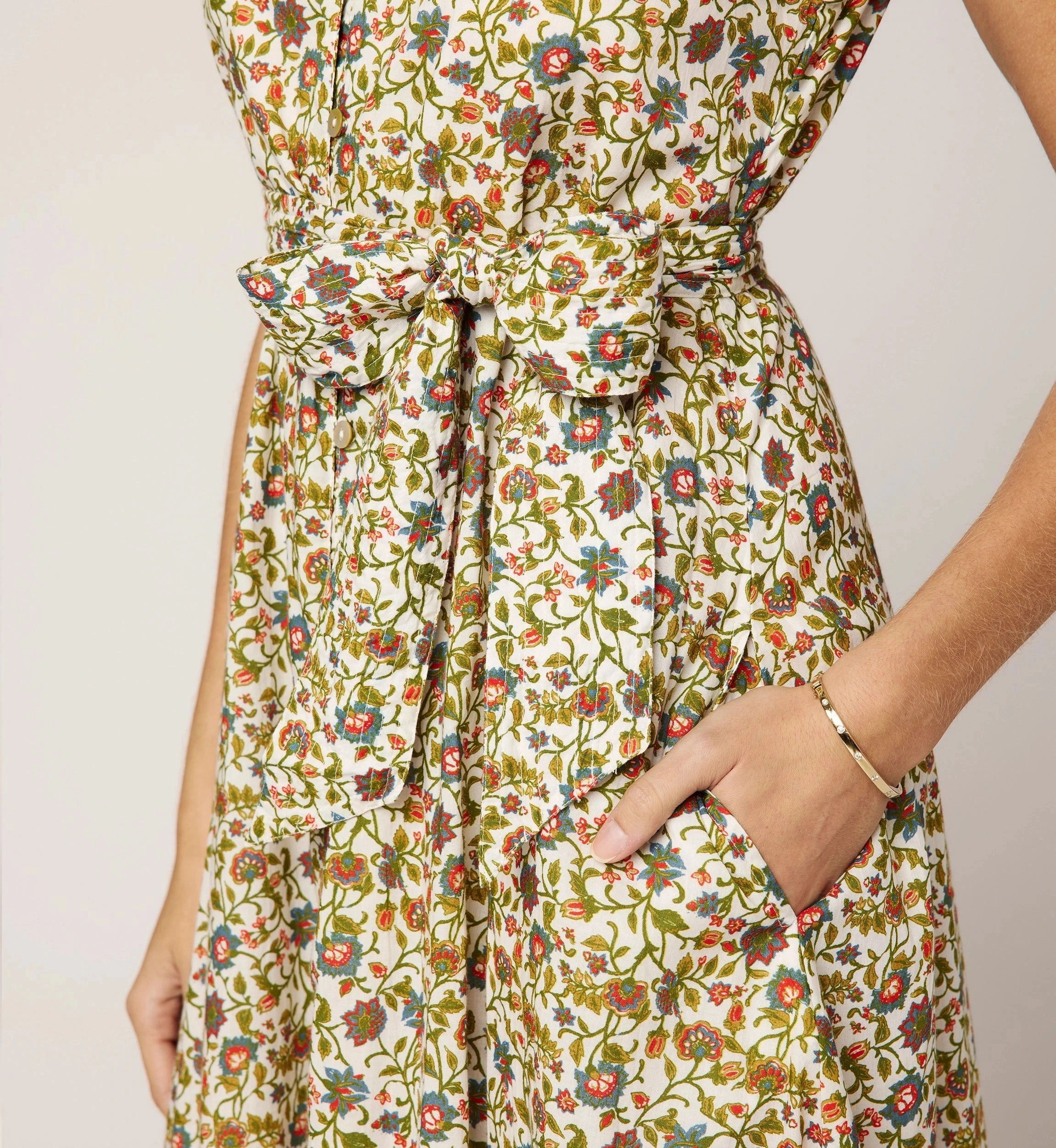 Cheyenne Midi Dress | Viti Flora Relaxed fit wear Bold Cut