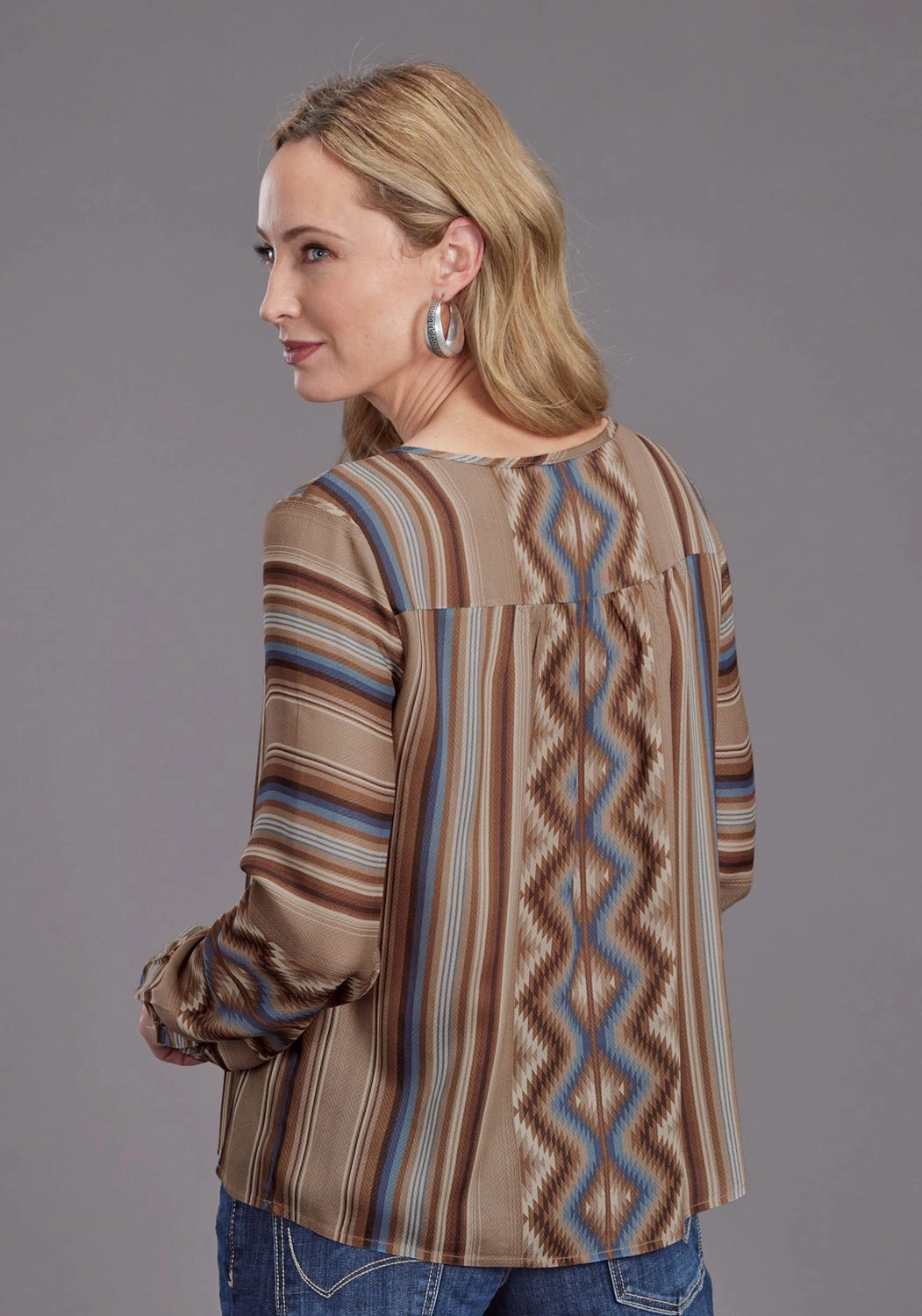 Anti Pilling Finish Stetson Womens Serape Herringbone Sand 100% Rayon L/S Tunic
