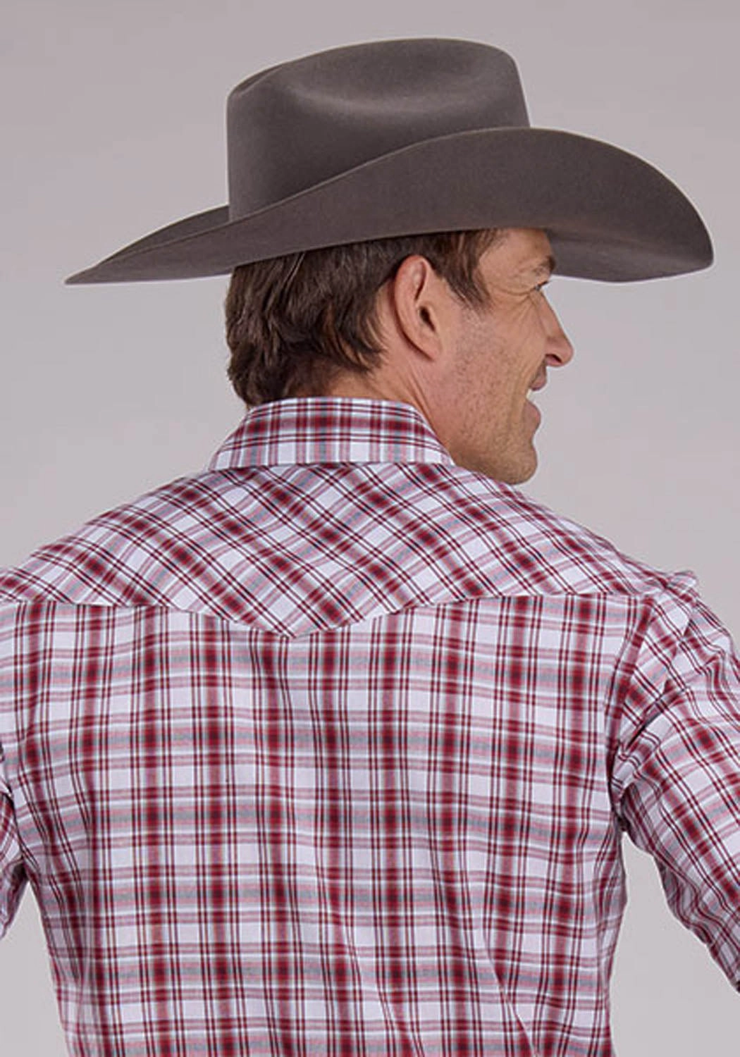 Lounge Wear Chambray Fabric Roper Mens 2485 Western Plaid Red/White Cotton Blend S/S Shirt