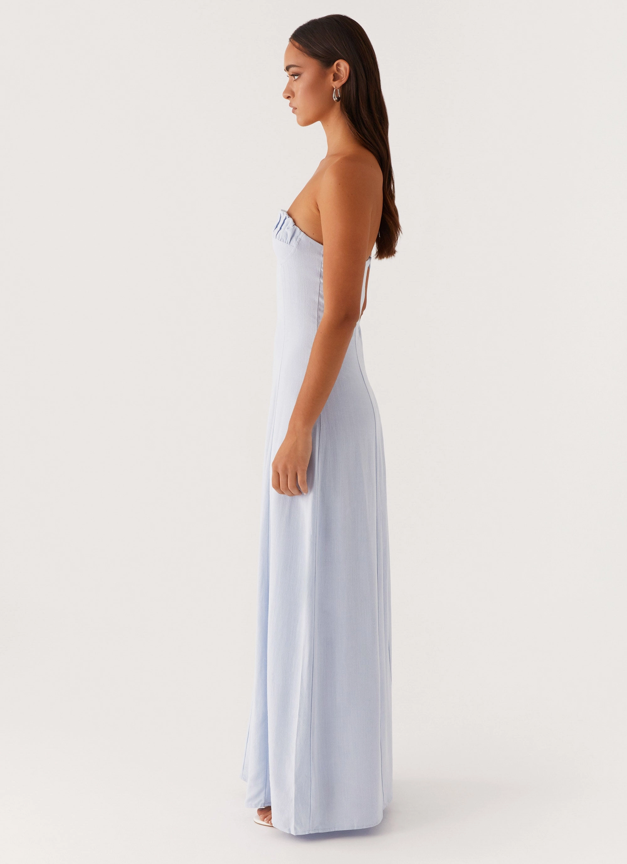 museum visit Tayla Linen Maxi Dress - Blue