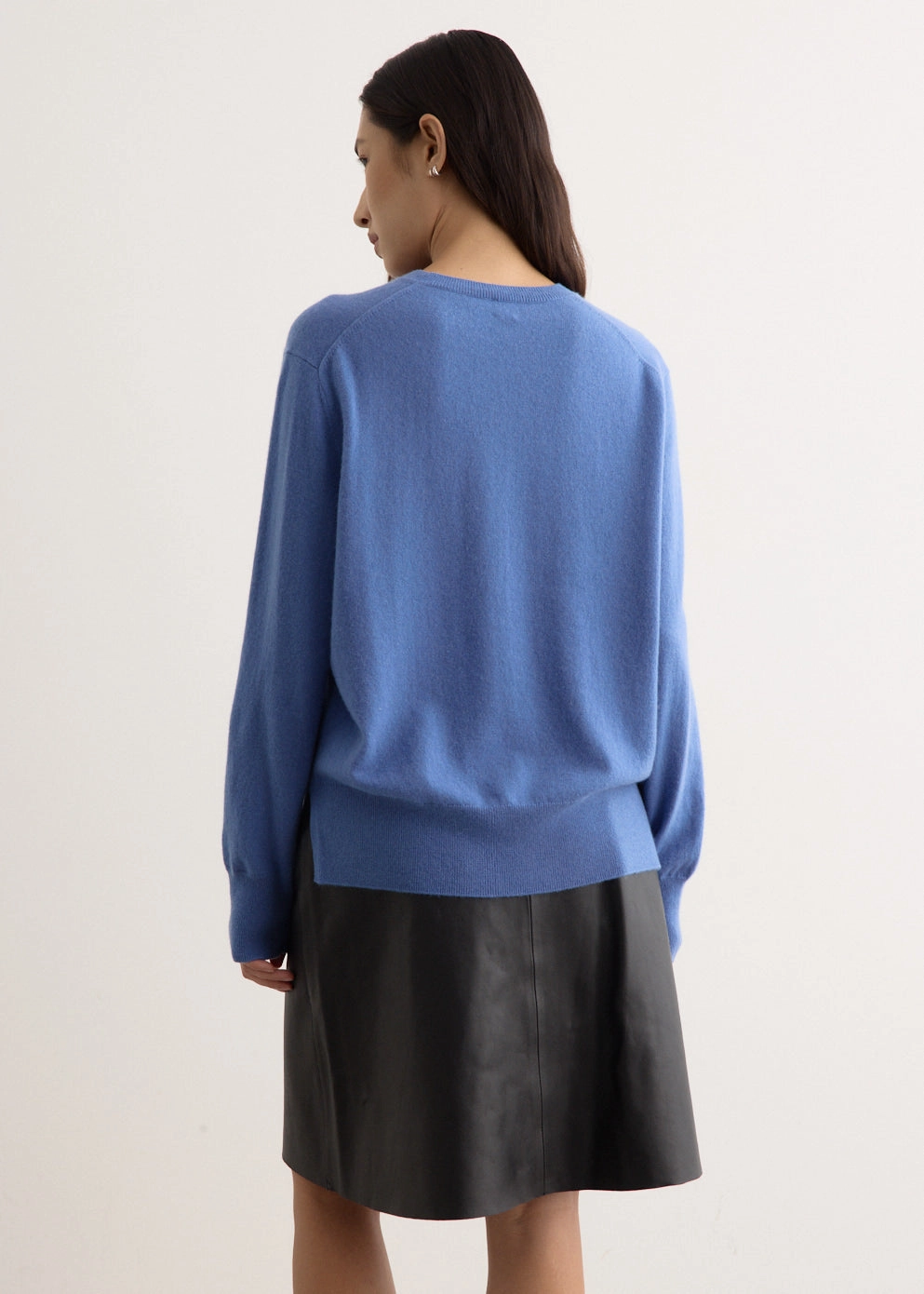 Office Layer Crew Neck Cashmere Knit