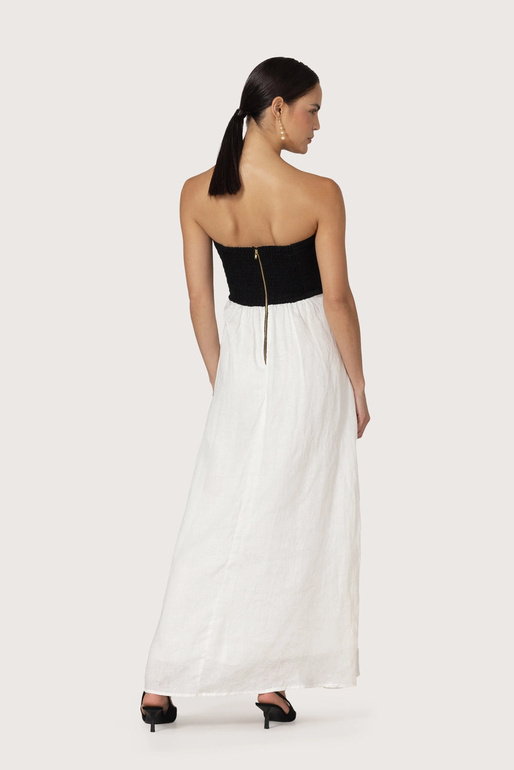 Melody Linen Maxi Dress in White Black Minimalist Design Nature Glow