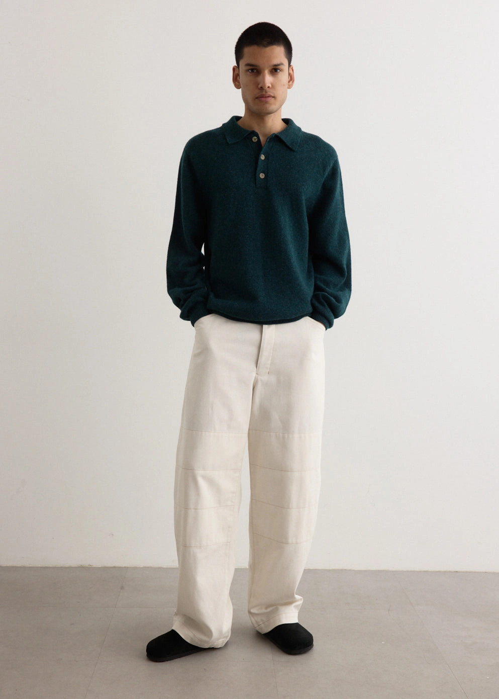 Minimalist Stitching Dance of the Polo Knit