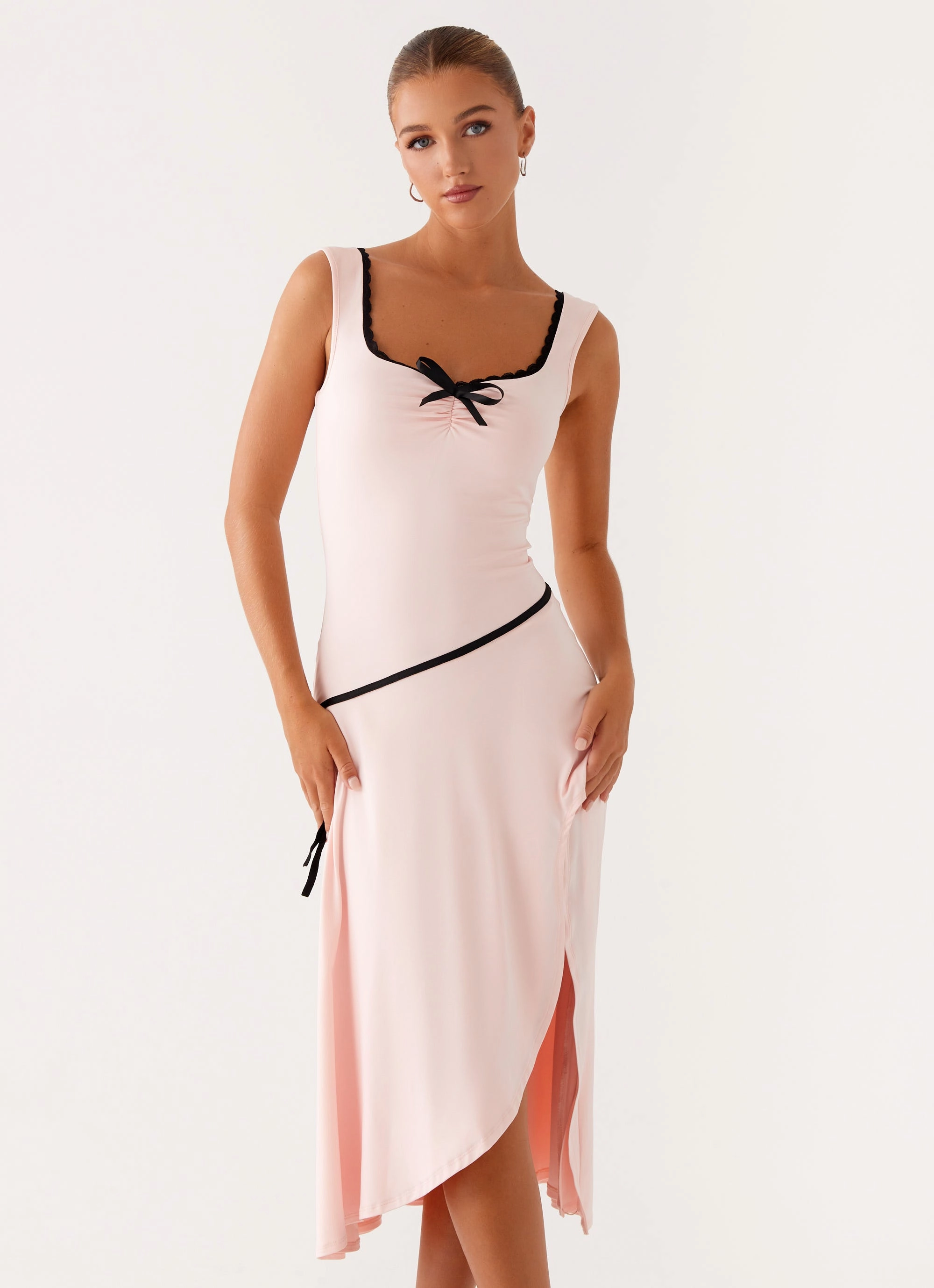 Urban Look Recycled-Material Darlene Midi Dress - Pink