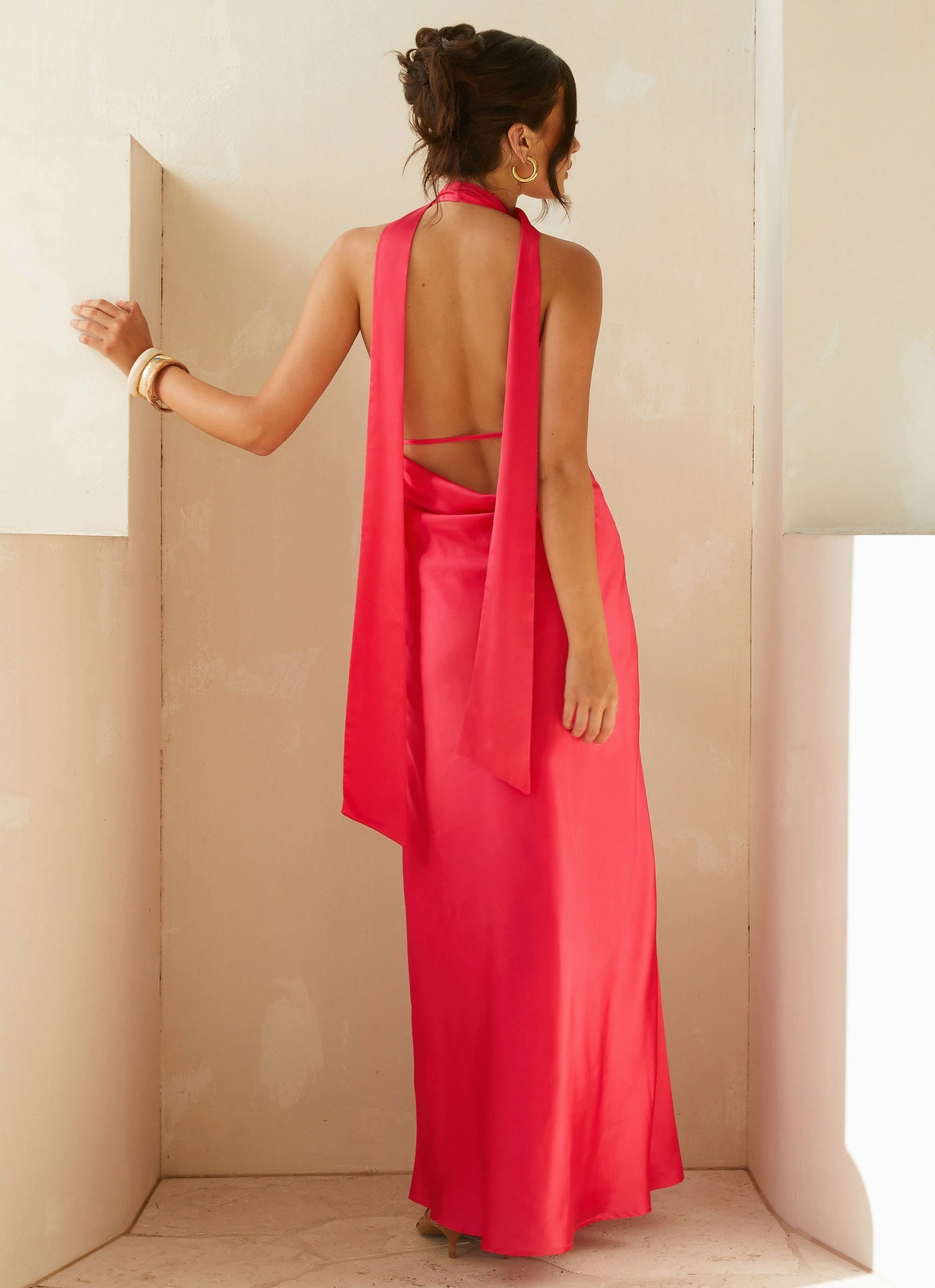 Chic Motion Wedding guest Alicia Satin Halter Maxi Dress - Fuchsia
