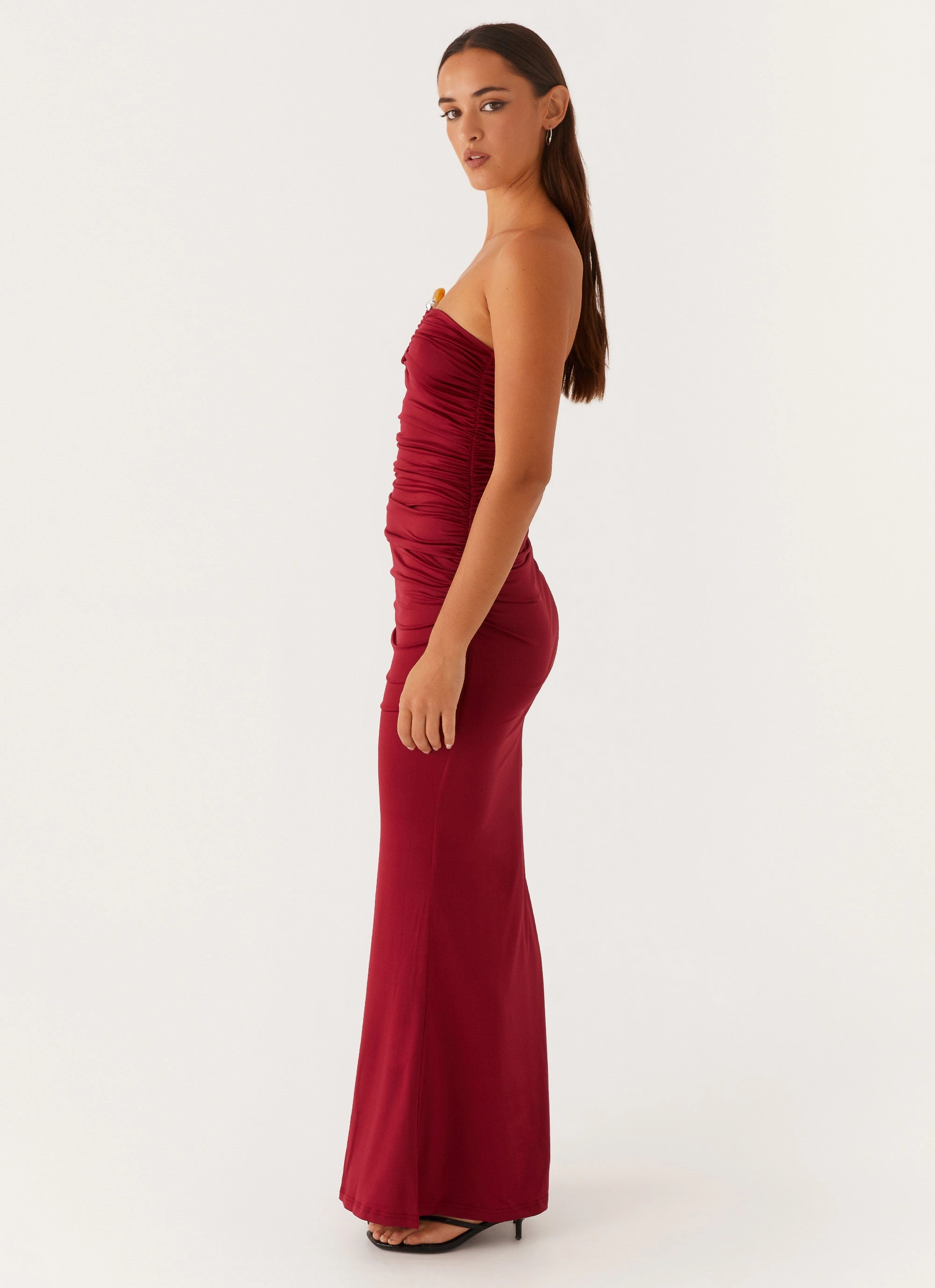 Crisp Finish Zip Closure Rudy Maxi Dress - Maroon