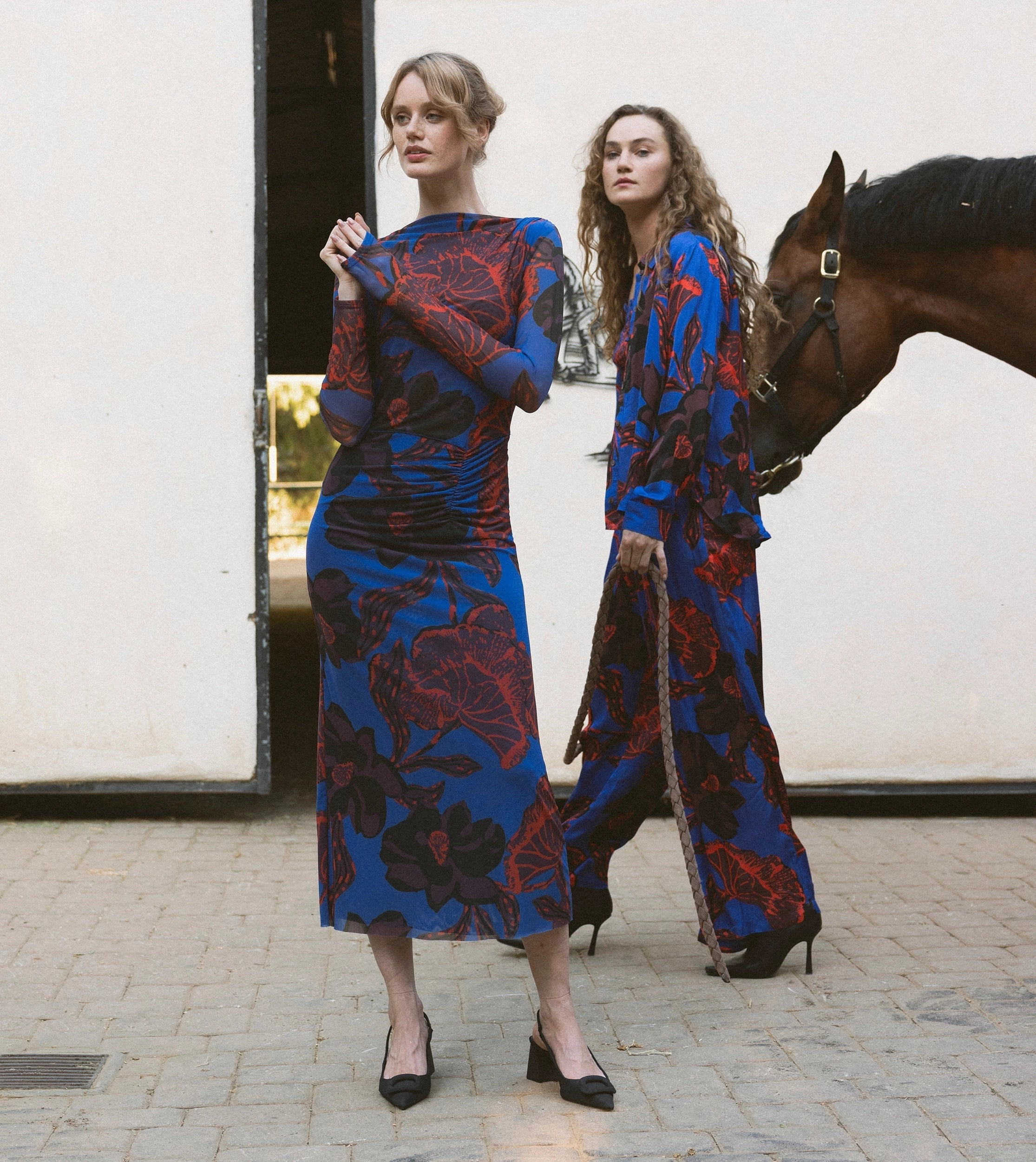 Vibrant Hue Compressible Katya Ankle Dress | La Rouge