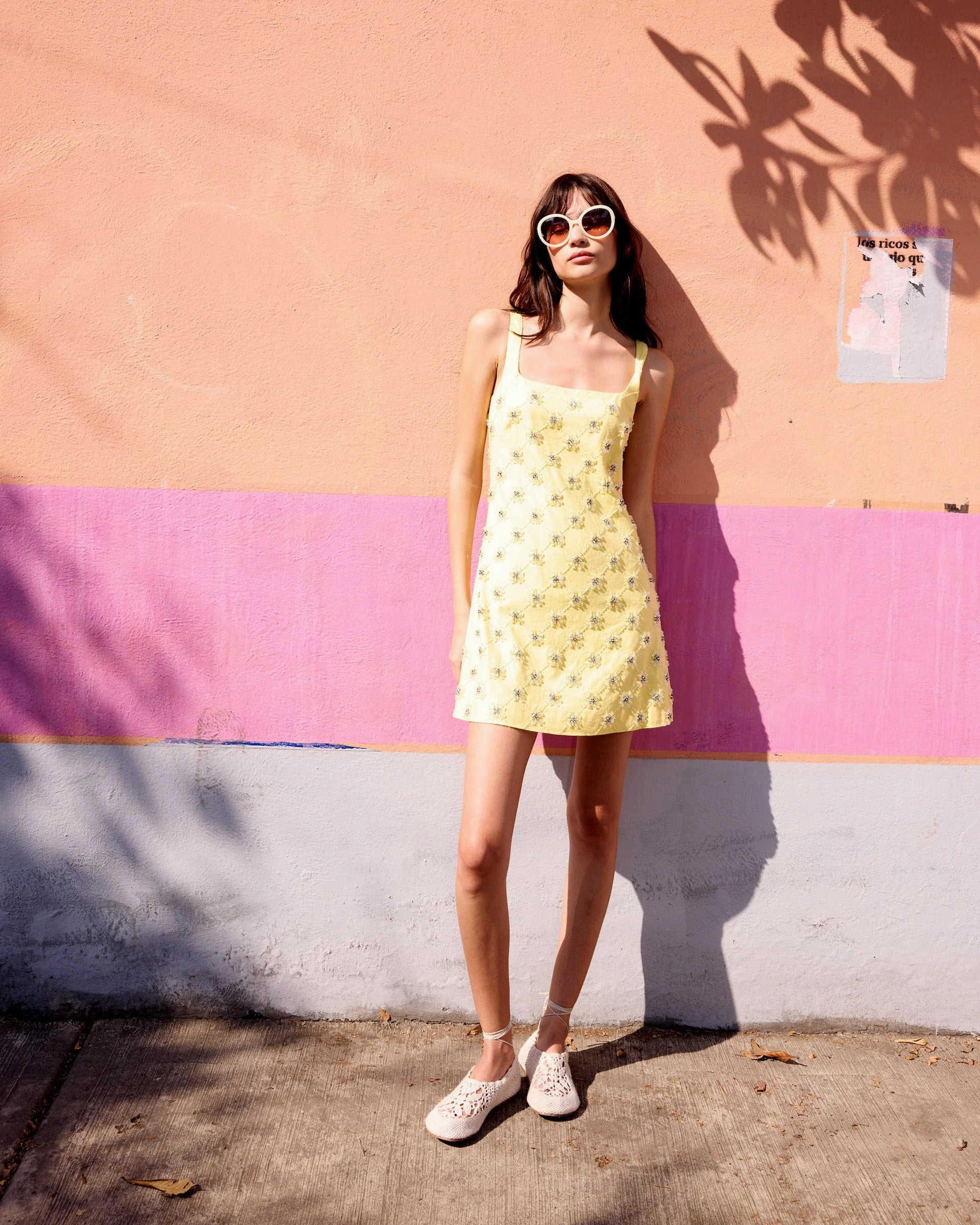 Barton Dress Casual Motion