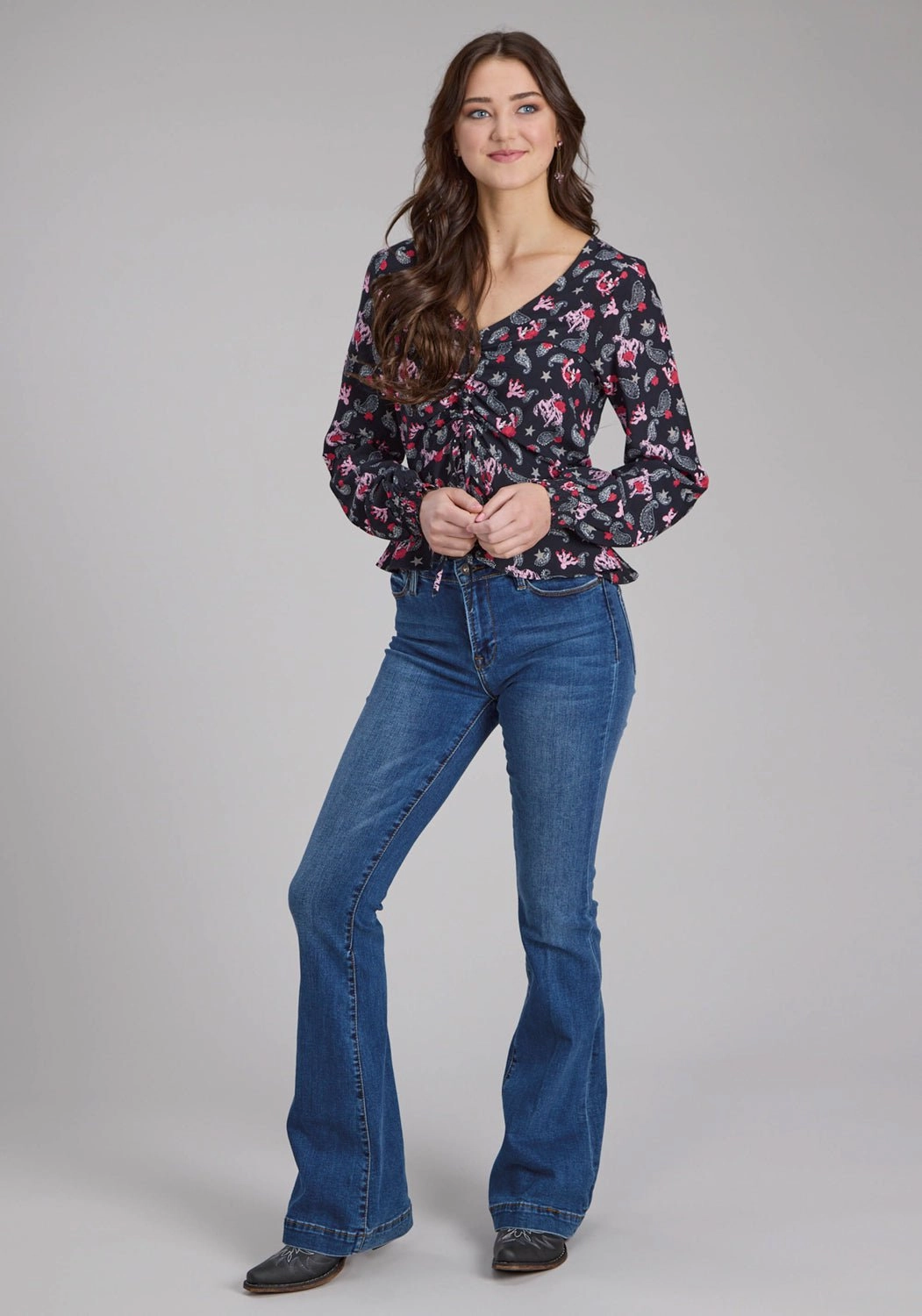 Breathable Layer Roper Womens Bronc Rider V-Neck Black 100% Rayon L/S Blouse