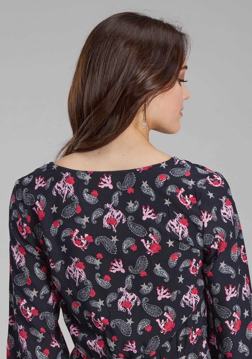 Retro Vibe Roper Womens Bronc Rider V-Neck Black 100% Rayon L/S Blouse