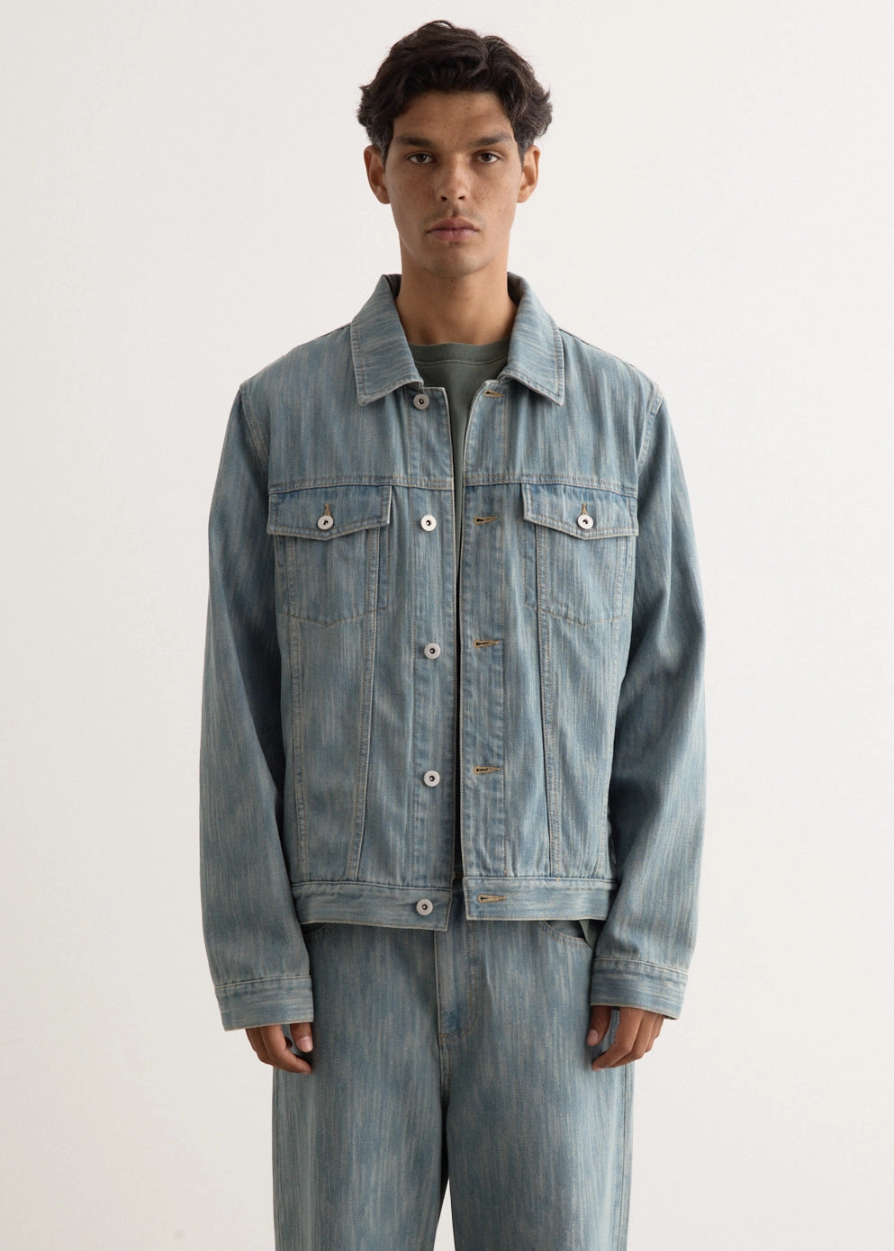 Breathable Layer Dragline Textured Trucker Jacket