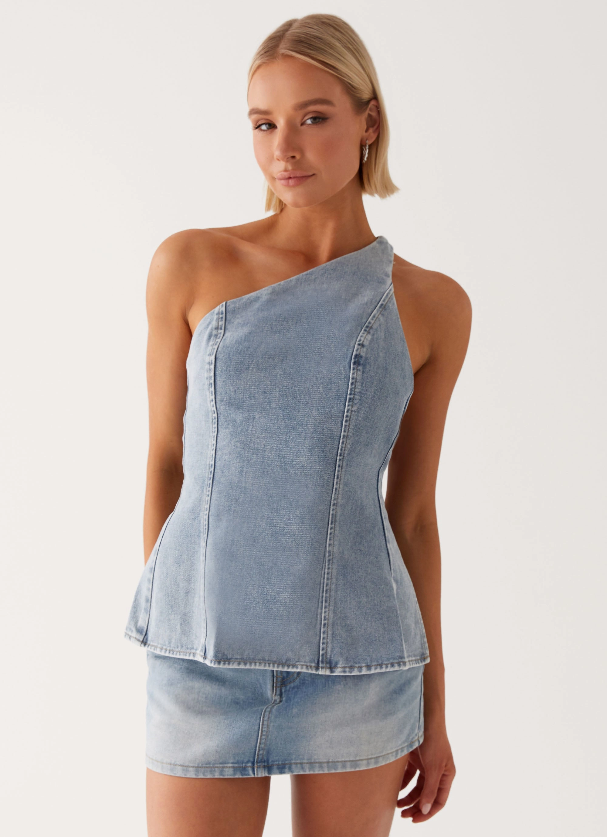 Red Carpet Look Maysa Low Rise Mini Skirt - Blue