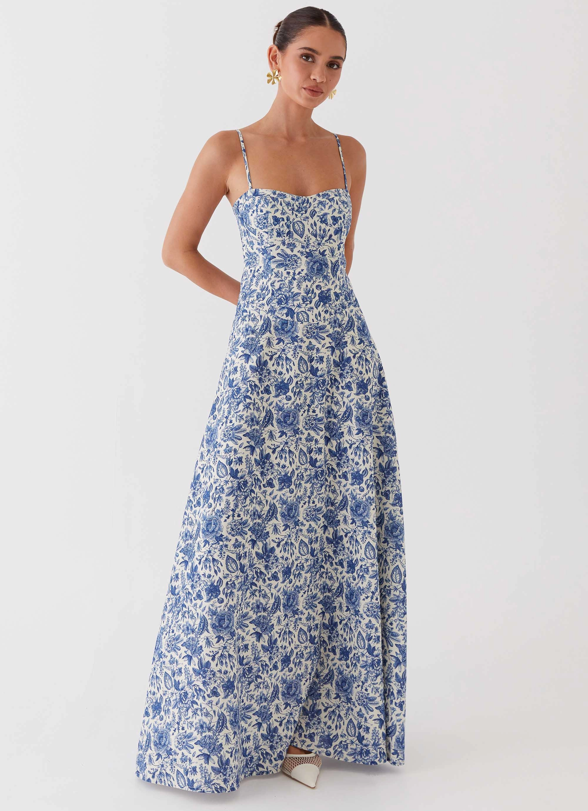 Angelina Linen Maxi Dress - Blue Paisley Slim-fit