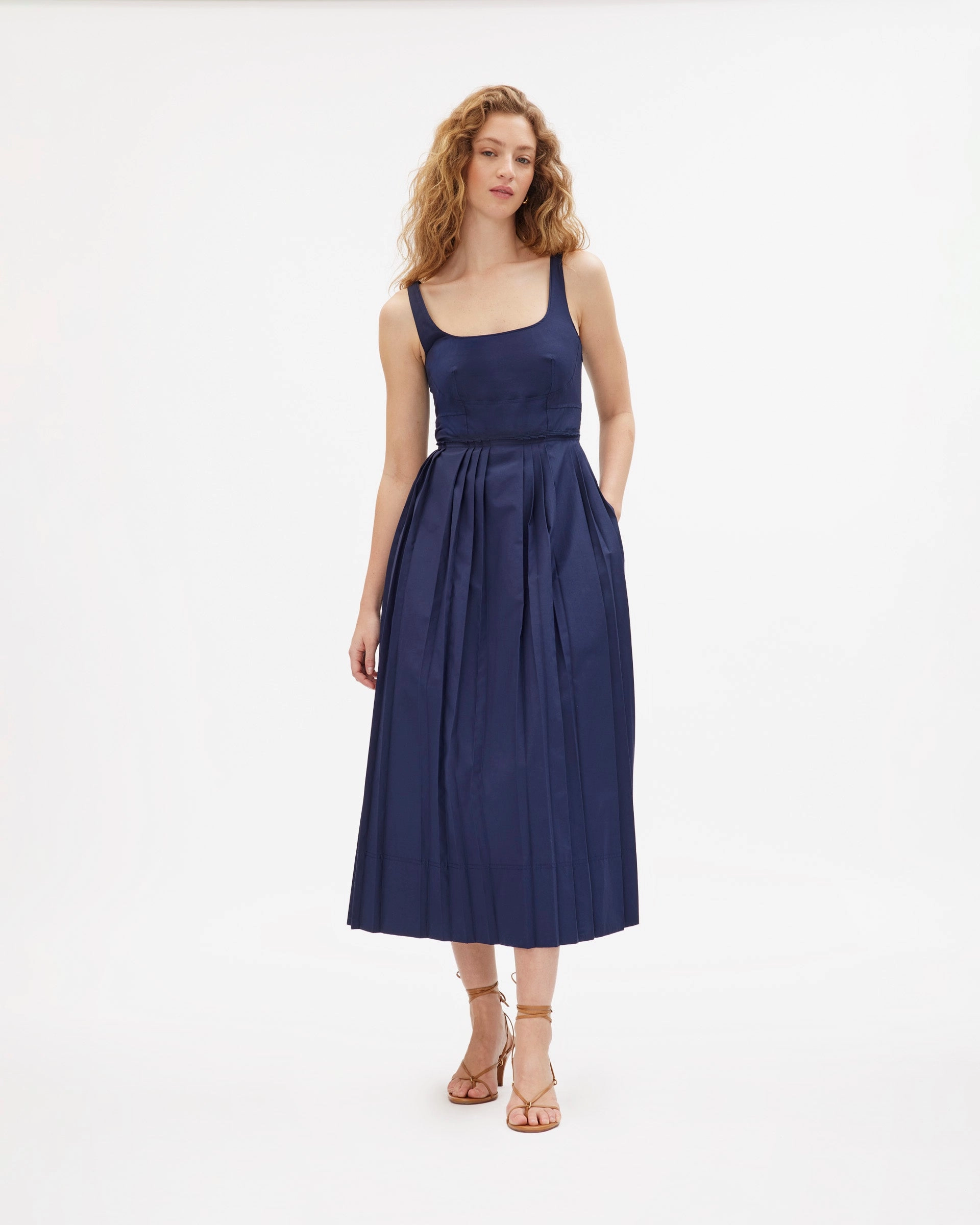 Priscilla Dress Shiny surface Chic Spirit