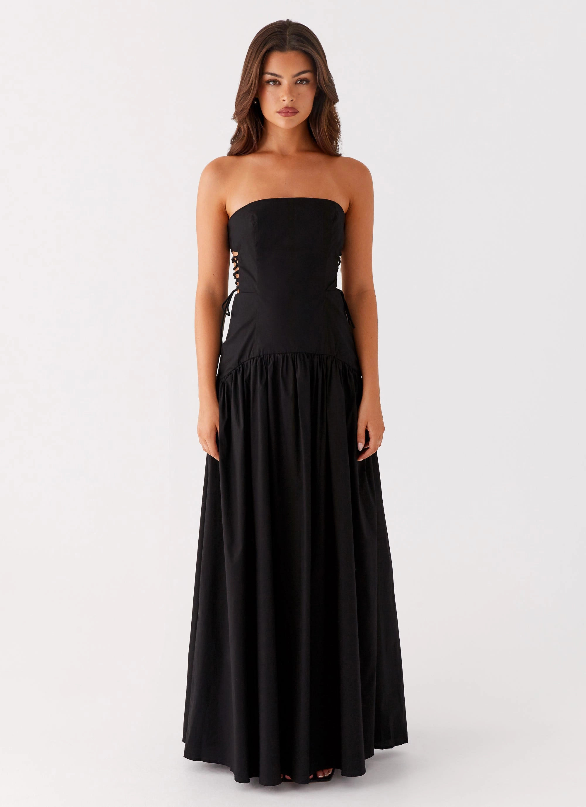 Conagh Maxi Dress - Black Comfort Fit Natural Style