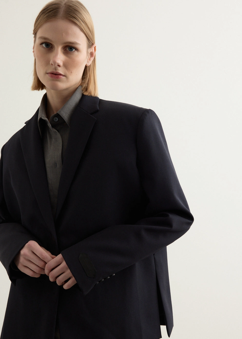 La Veste Carre Waterproof Shell Hidden Ventilation Zones