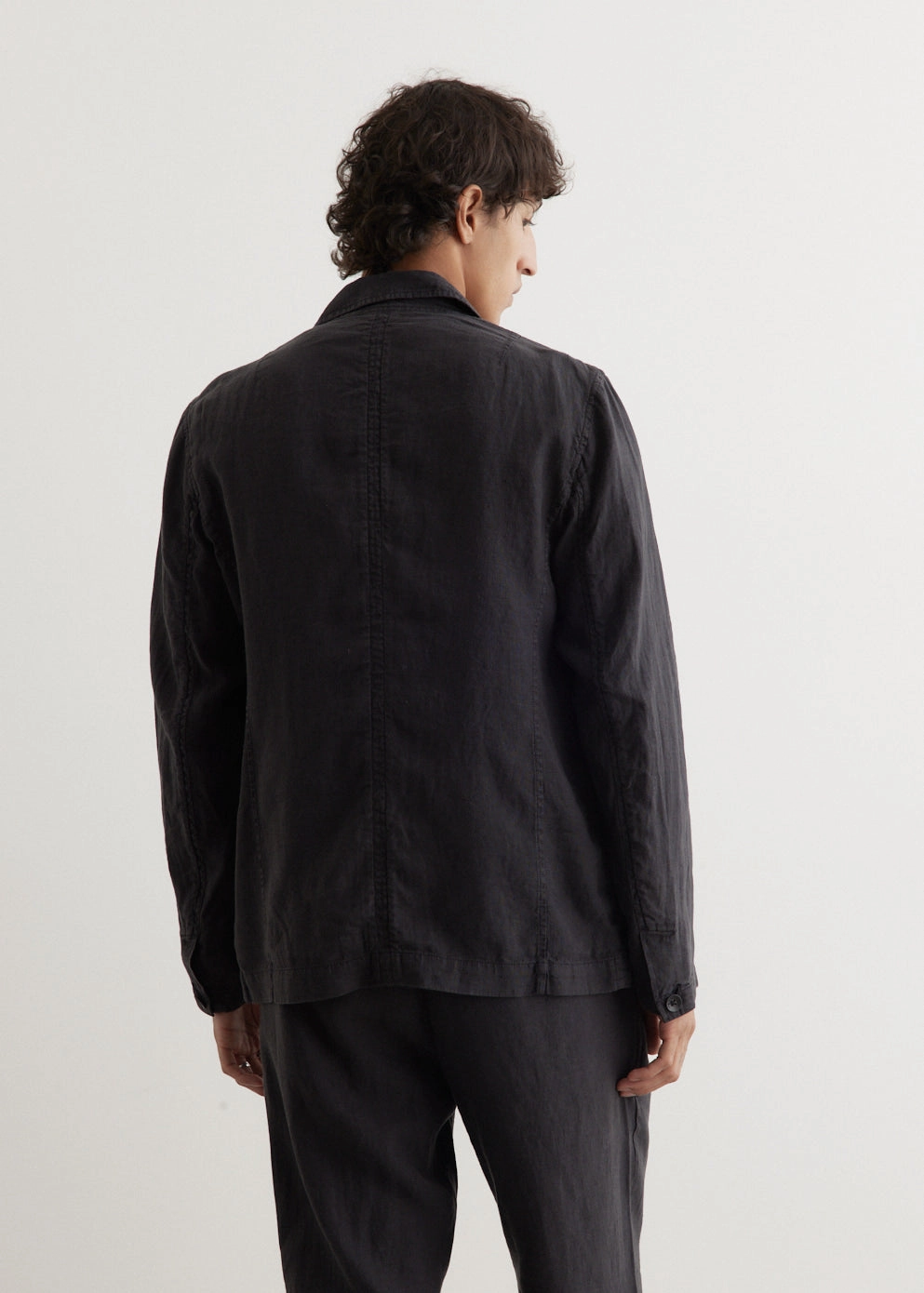 Evan Chore Linen Jacket Ergonomic Articulation