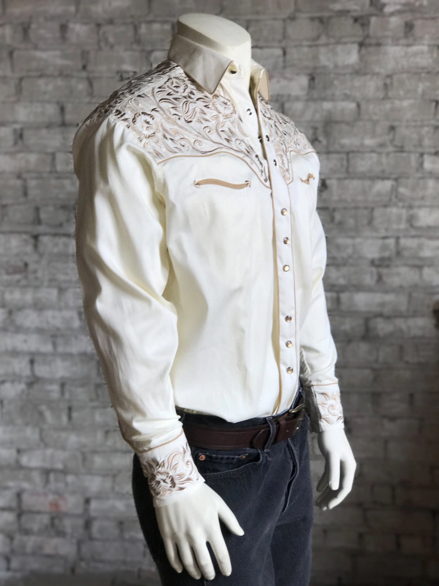 Rockmount Mens Ivory/Tan 100% Cotton Vintage Tooling Western L/S Shirt Versatile Outfit Vibrant Hue