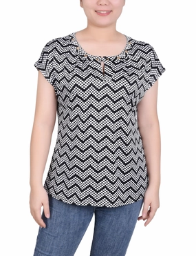 Extended Sleeve Top With Grommets Midweight Feel Biodegradable Fiber