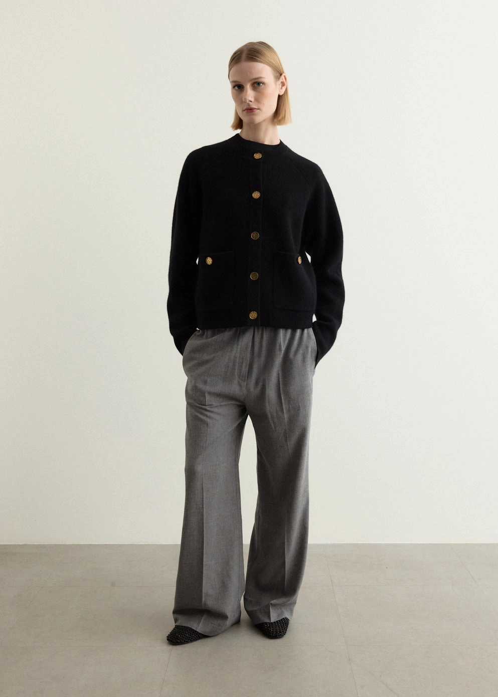 Midweight Feel Hammered Button Cardigan