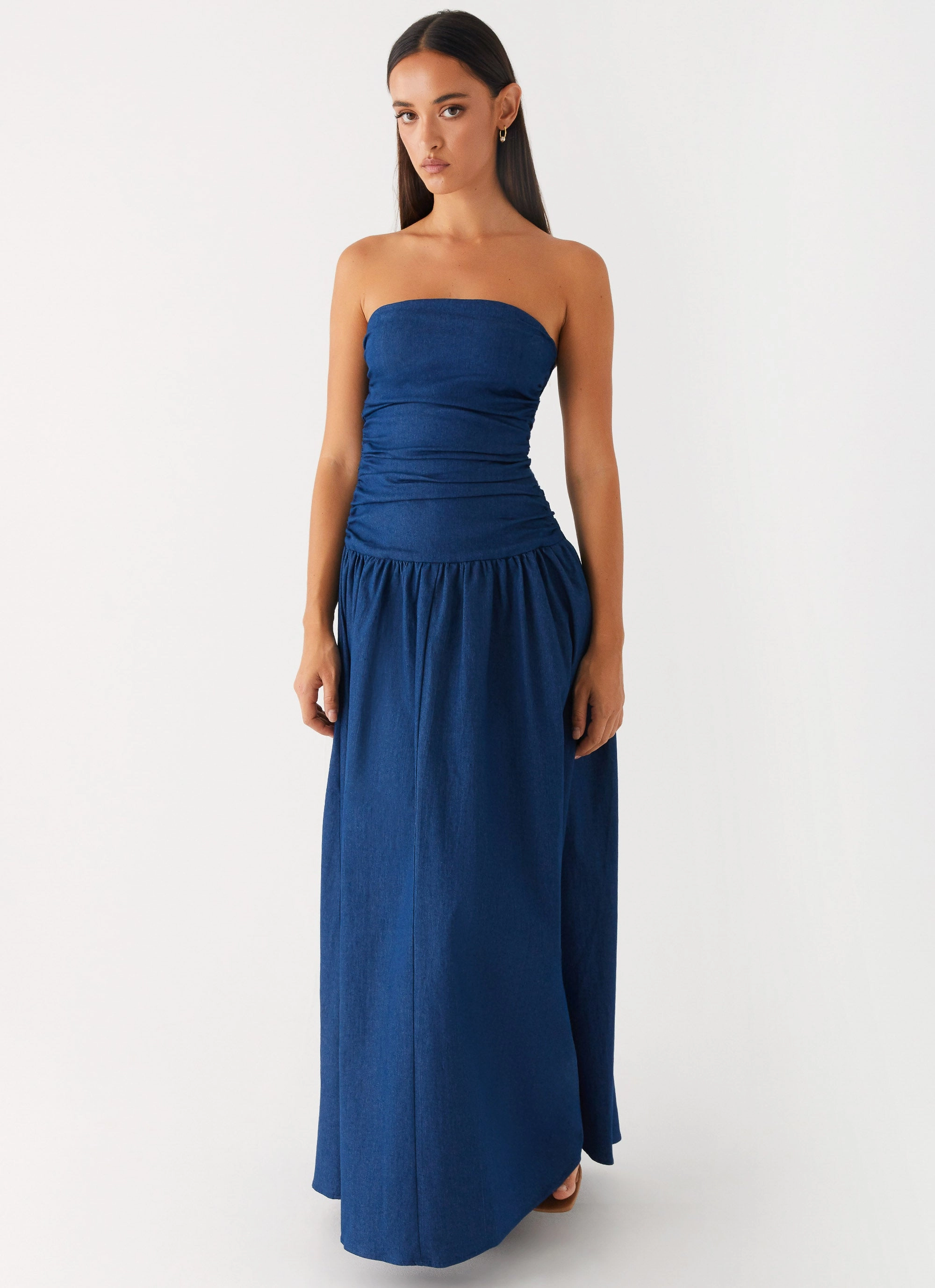 Carmel Denim Maxi Dress - Indigo Day Outfit Urban Minimalism