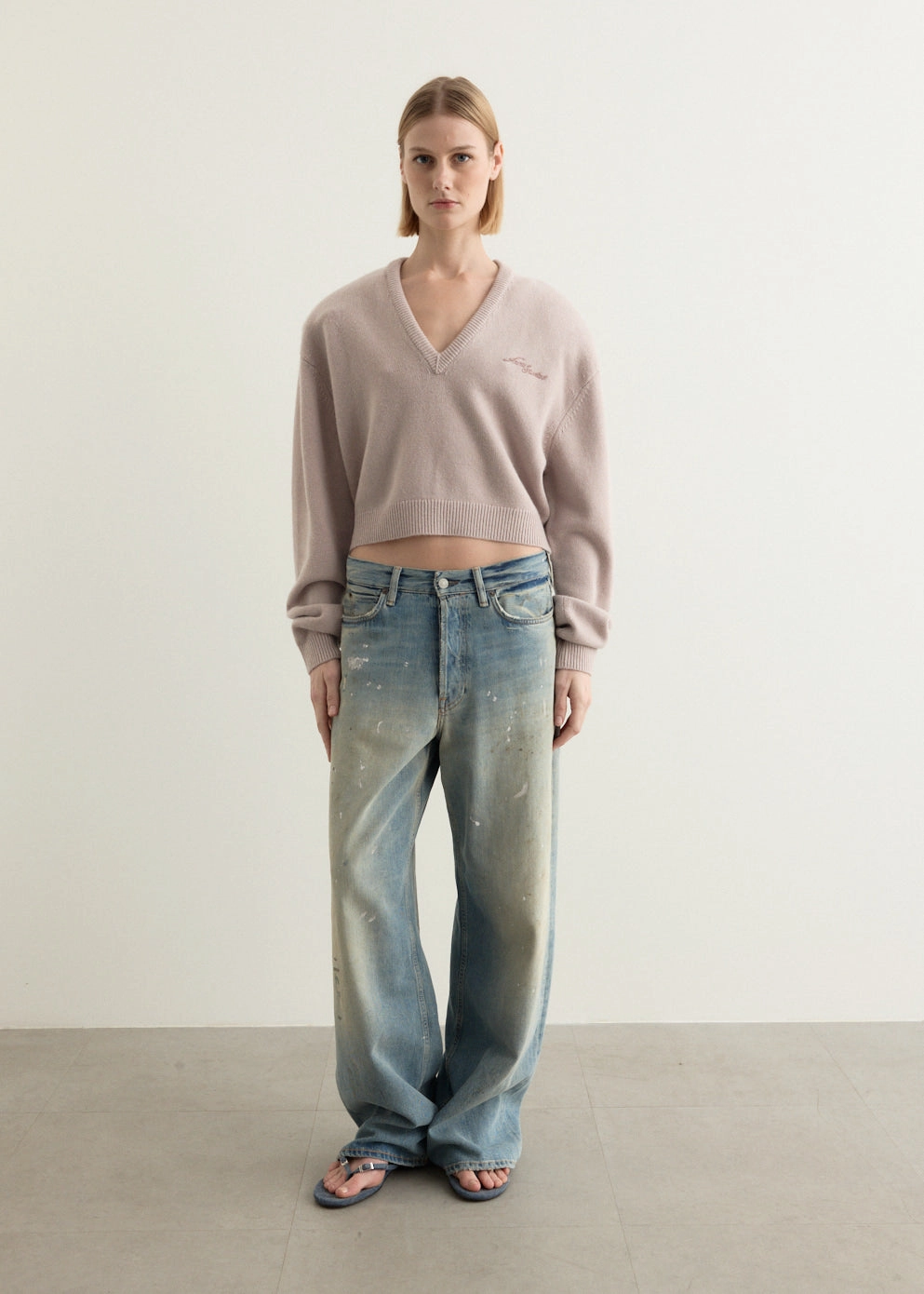 Urban Look Wool V-Neck Sweater