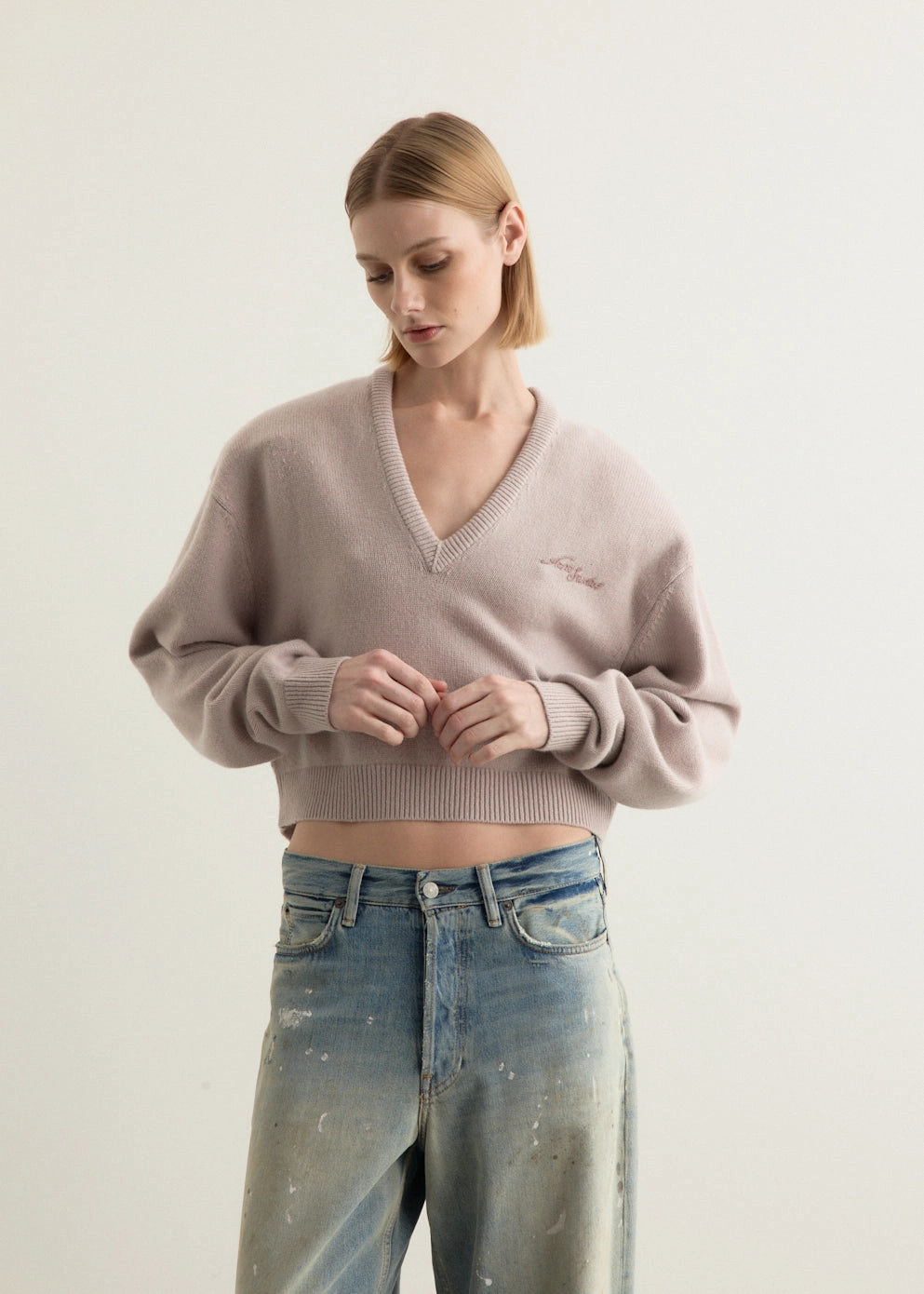 Odor Resistant Blend Wool V-Neck Sweater