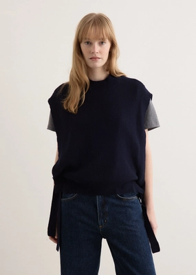 Mathilde Vest Ultra Soft Essential Look