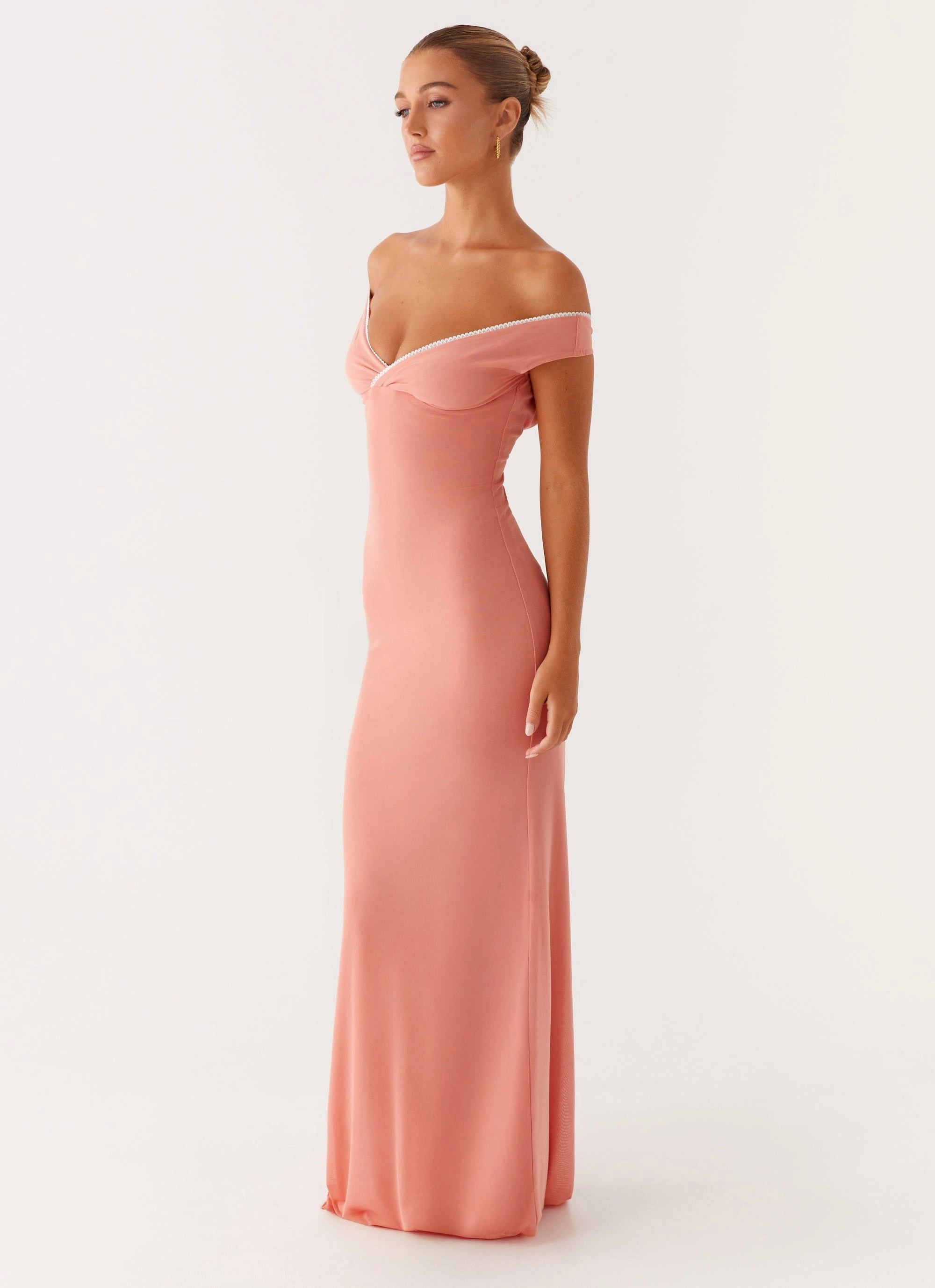 Chic beachwear dress Katiya Maxi Dress - Peach