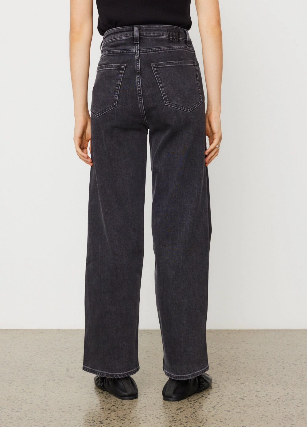 Flare Jeans 32" Customizable length Non Irritating Inner Lining Smooth Minimalist